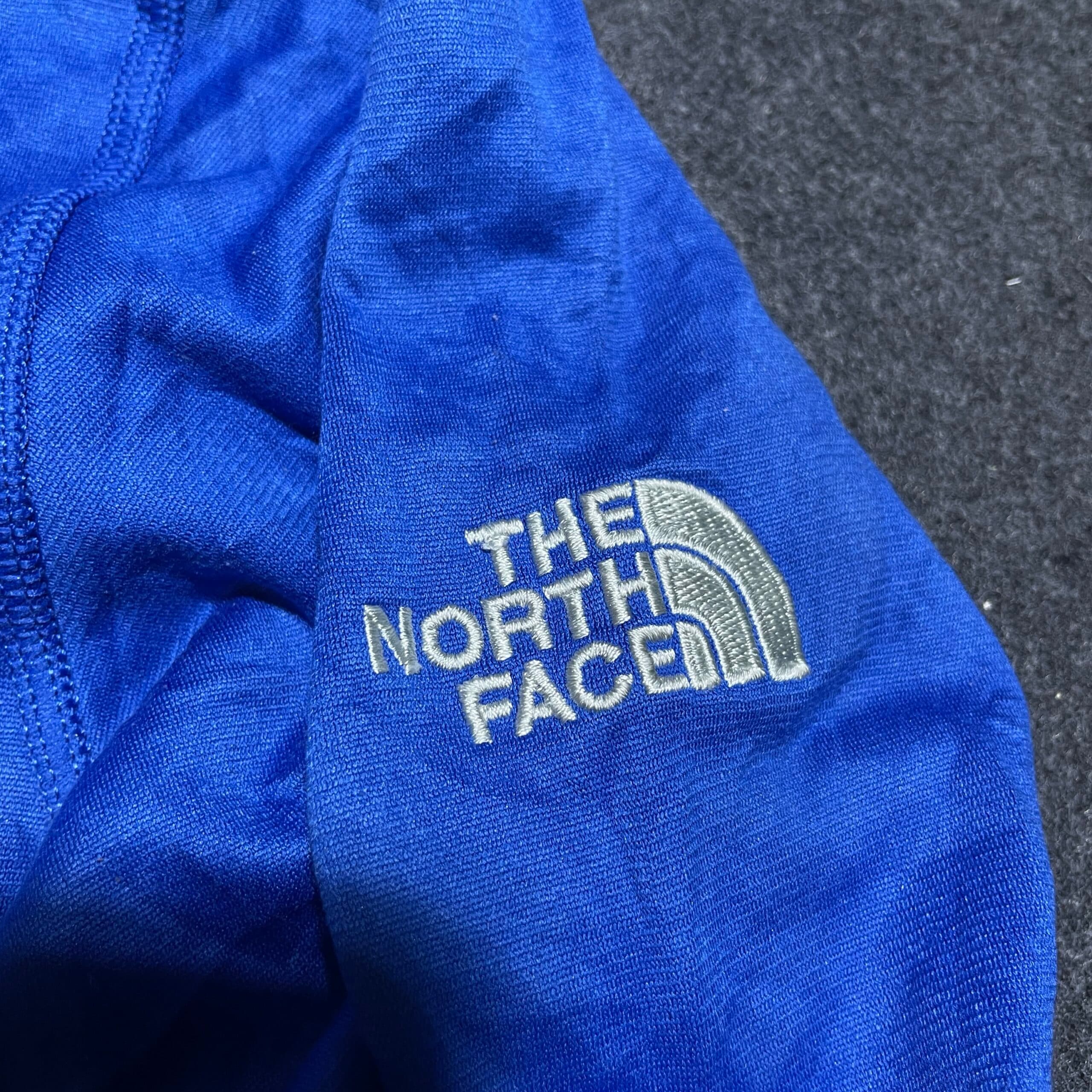 The North Face thrift t-shirt India close-up