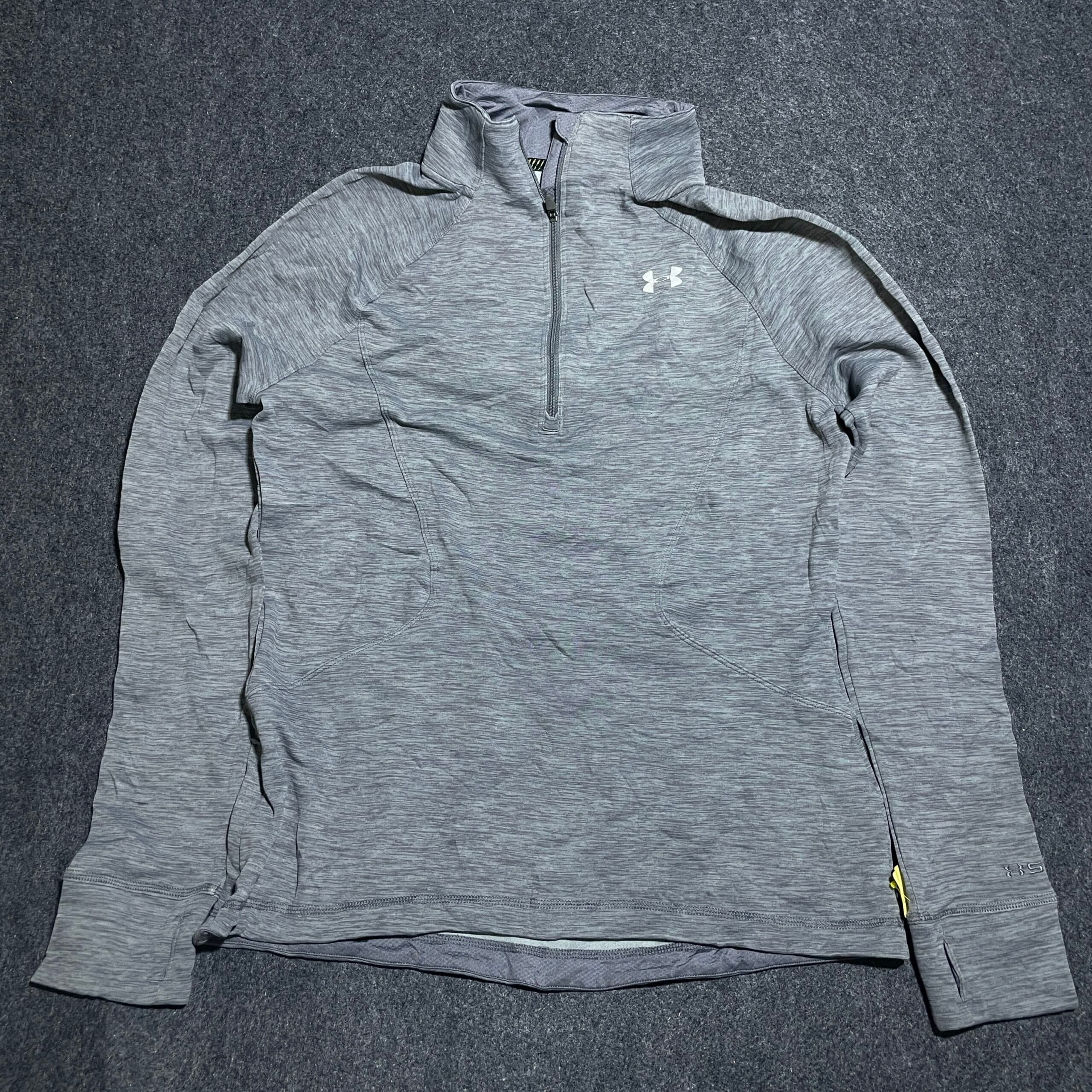 Under Armour thrift t-shirt India close-up