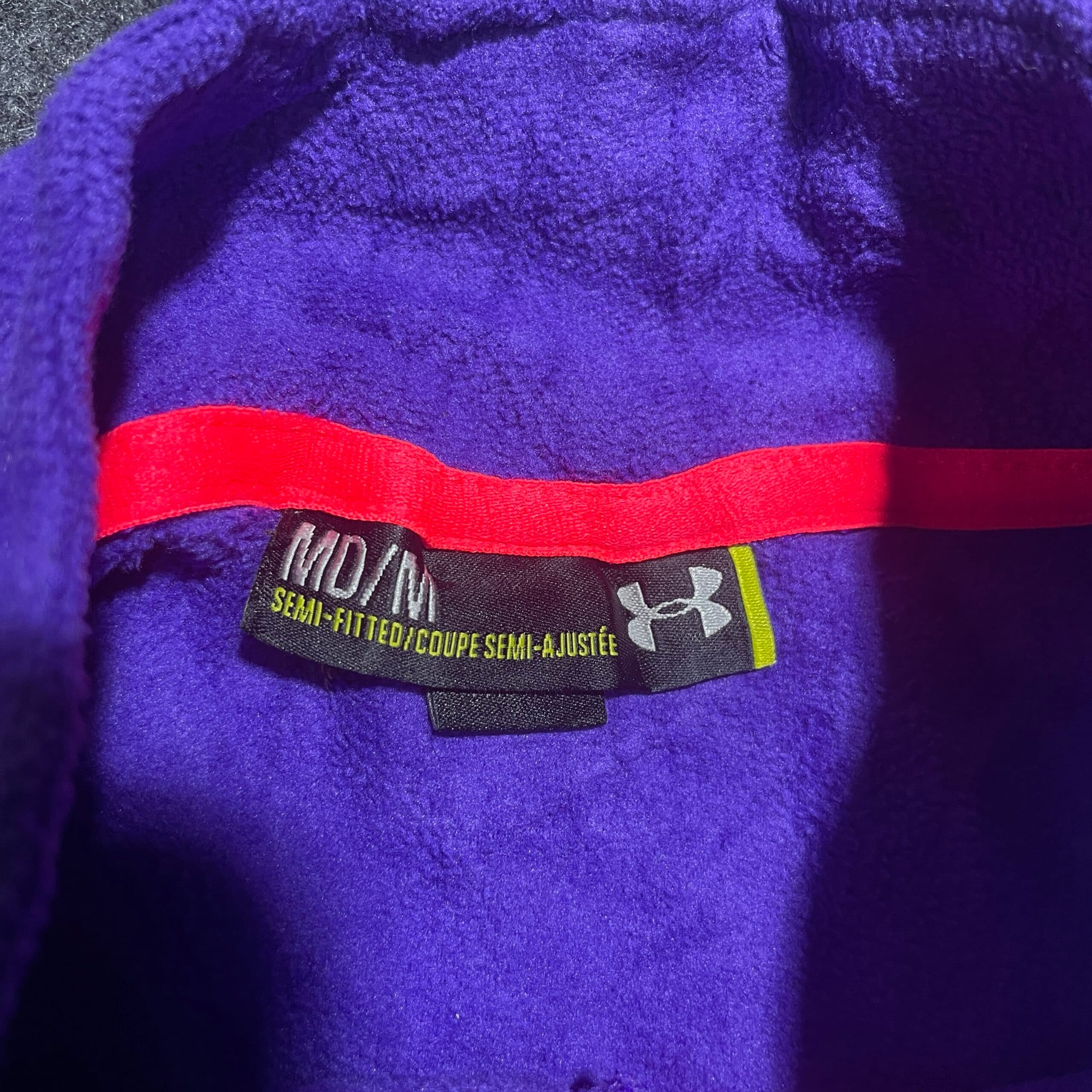 Under Armour thrift fleece jacket India close-up