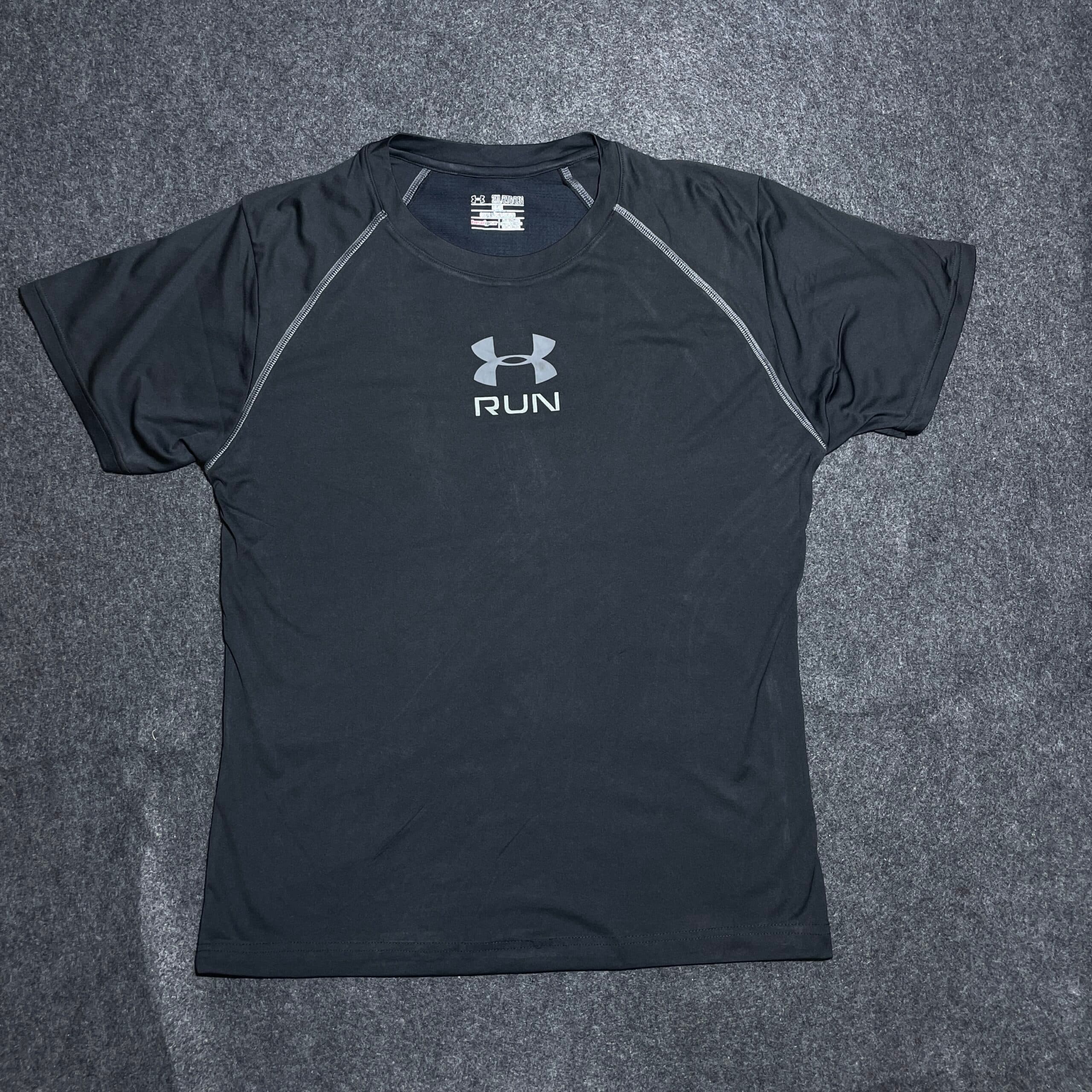 Under Armour HeatGear thrift compression wear India back view