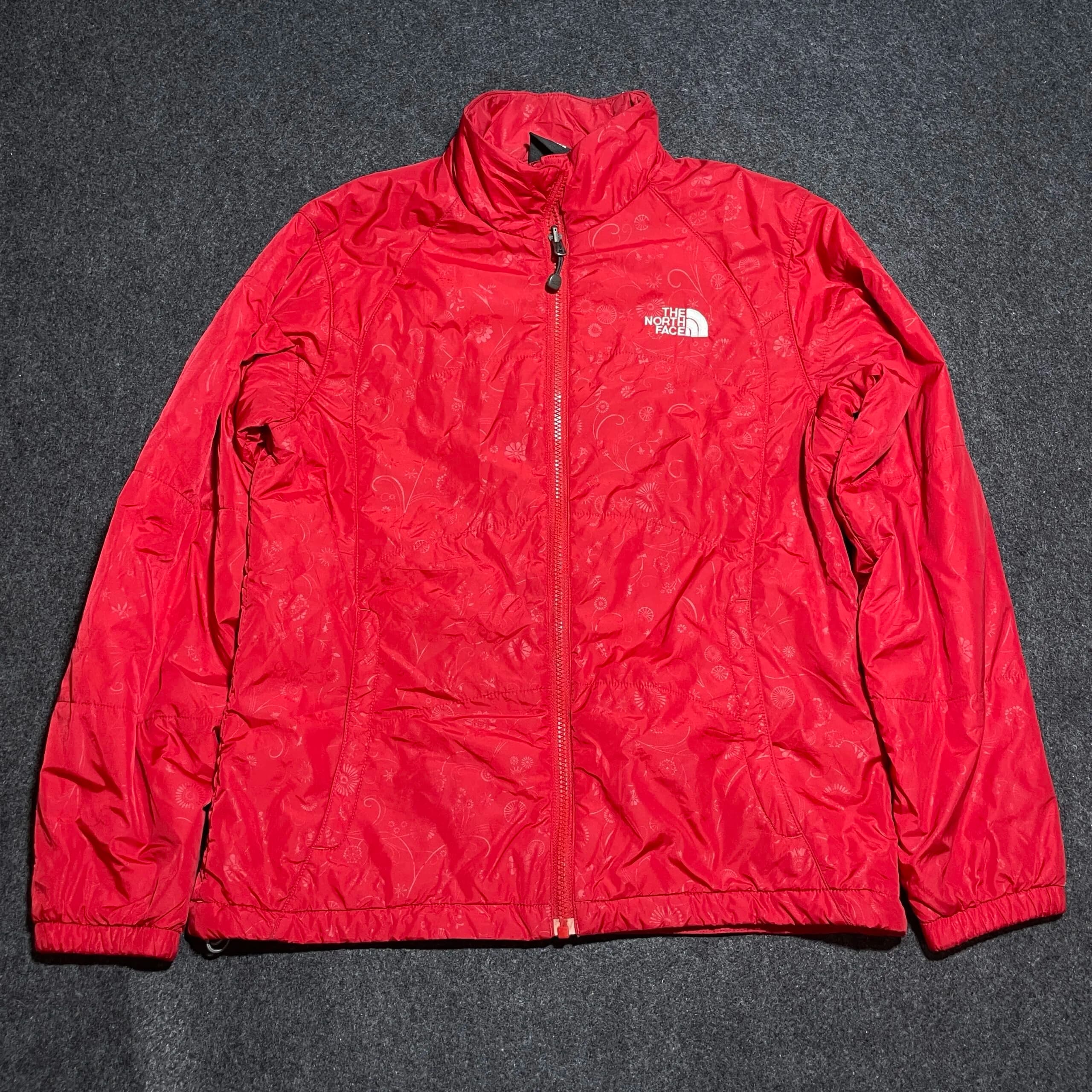 The North Face thrift puffer jacket India back view