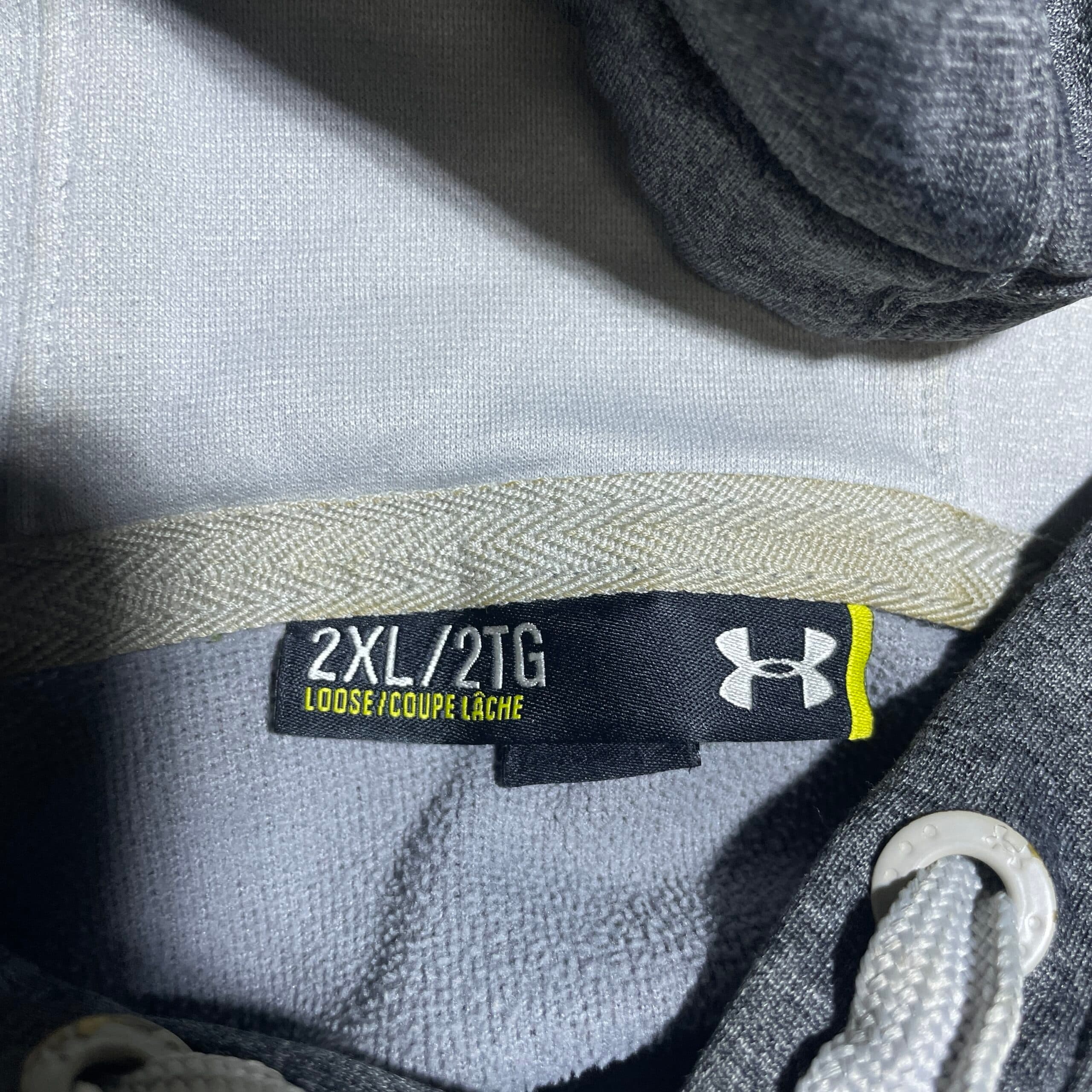 Under Armour ColdGear thrift t-shirt India close-up