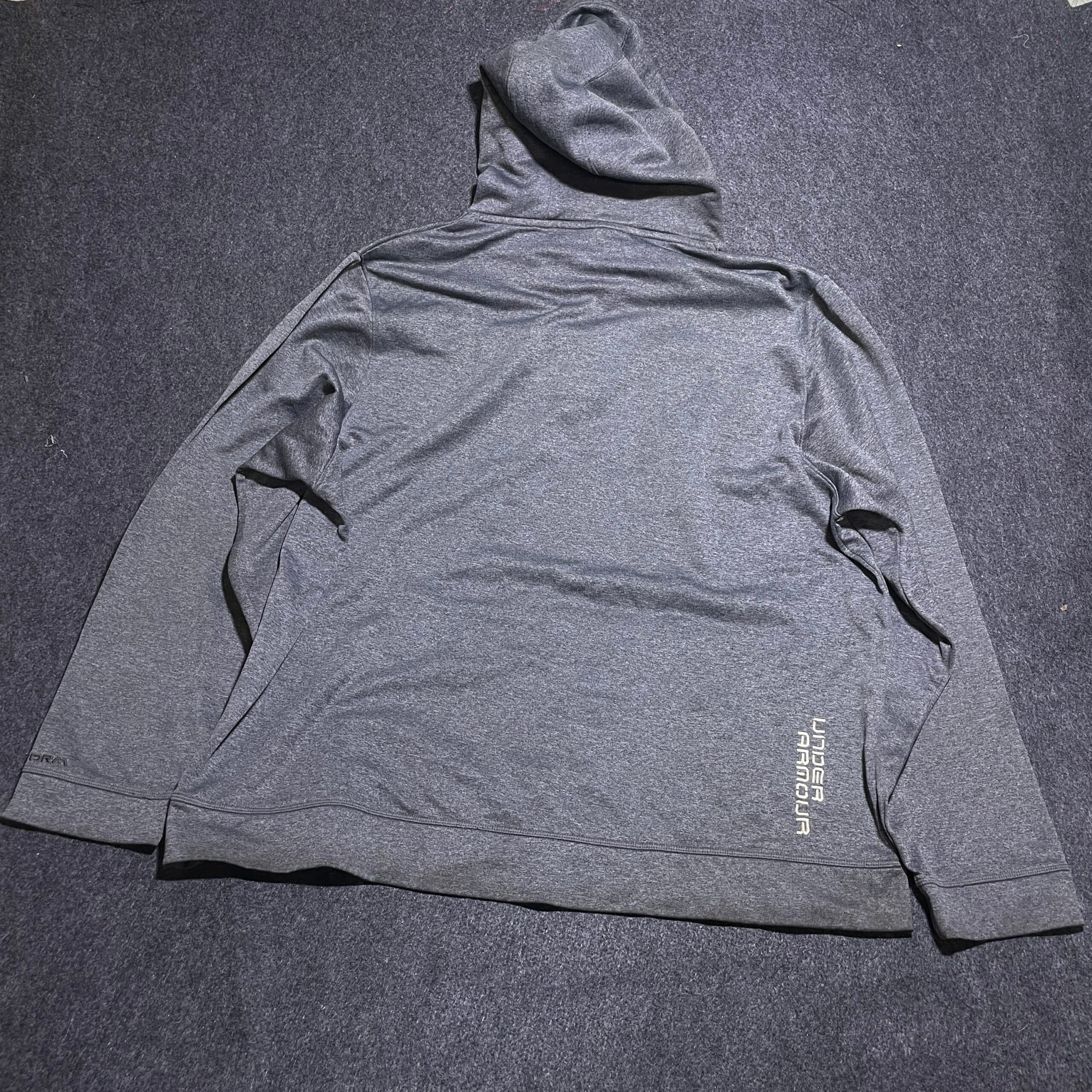 Under Armour ColdGear thrift t-shirt India detail view
