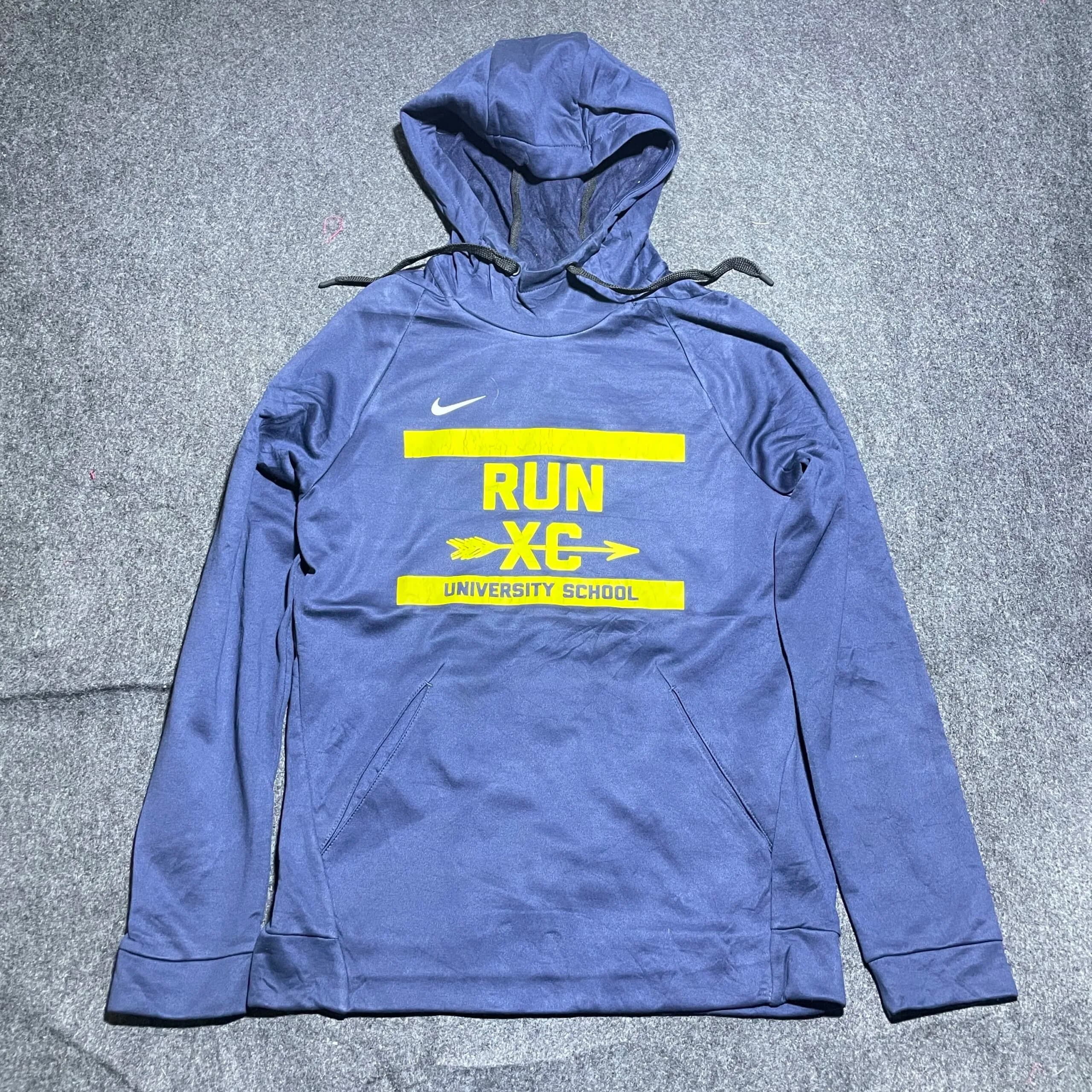 Nike thrift hoodie India back view