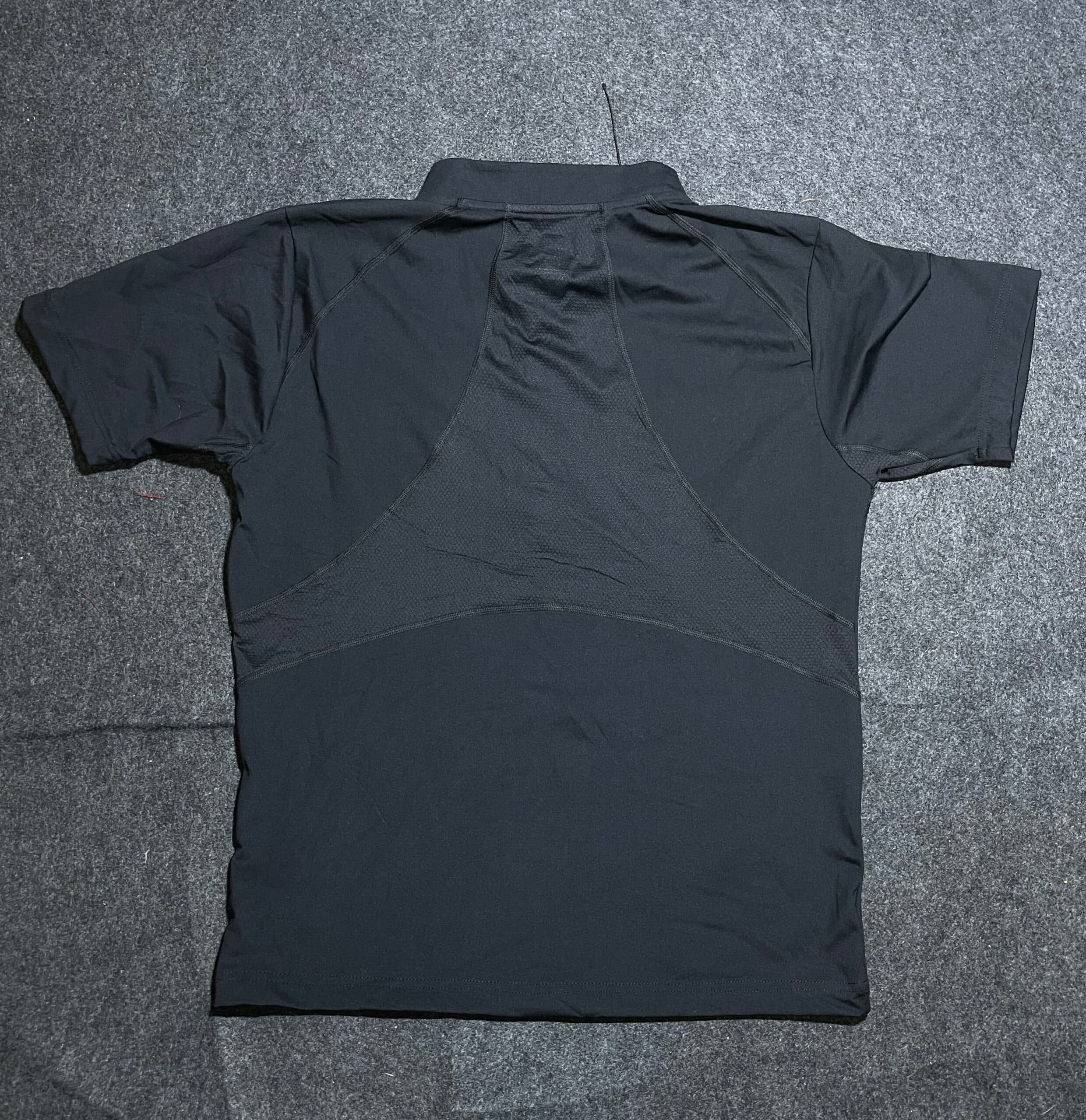 Under Armour ColdGear thrift t-shirt India detail view