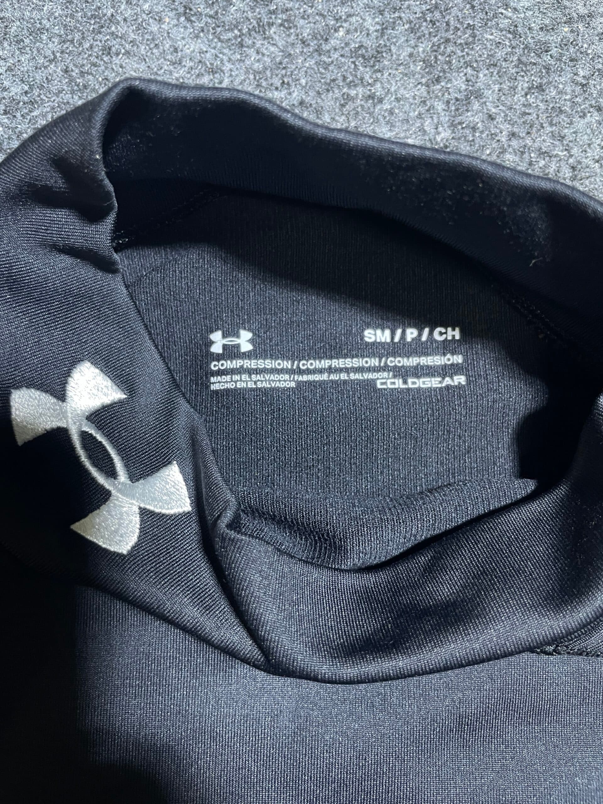 Under Armour thrift compression wear India close-up