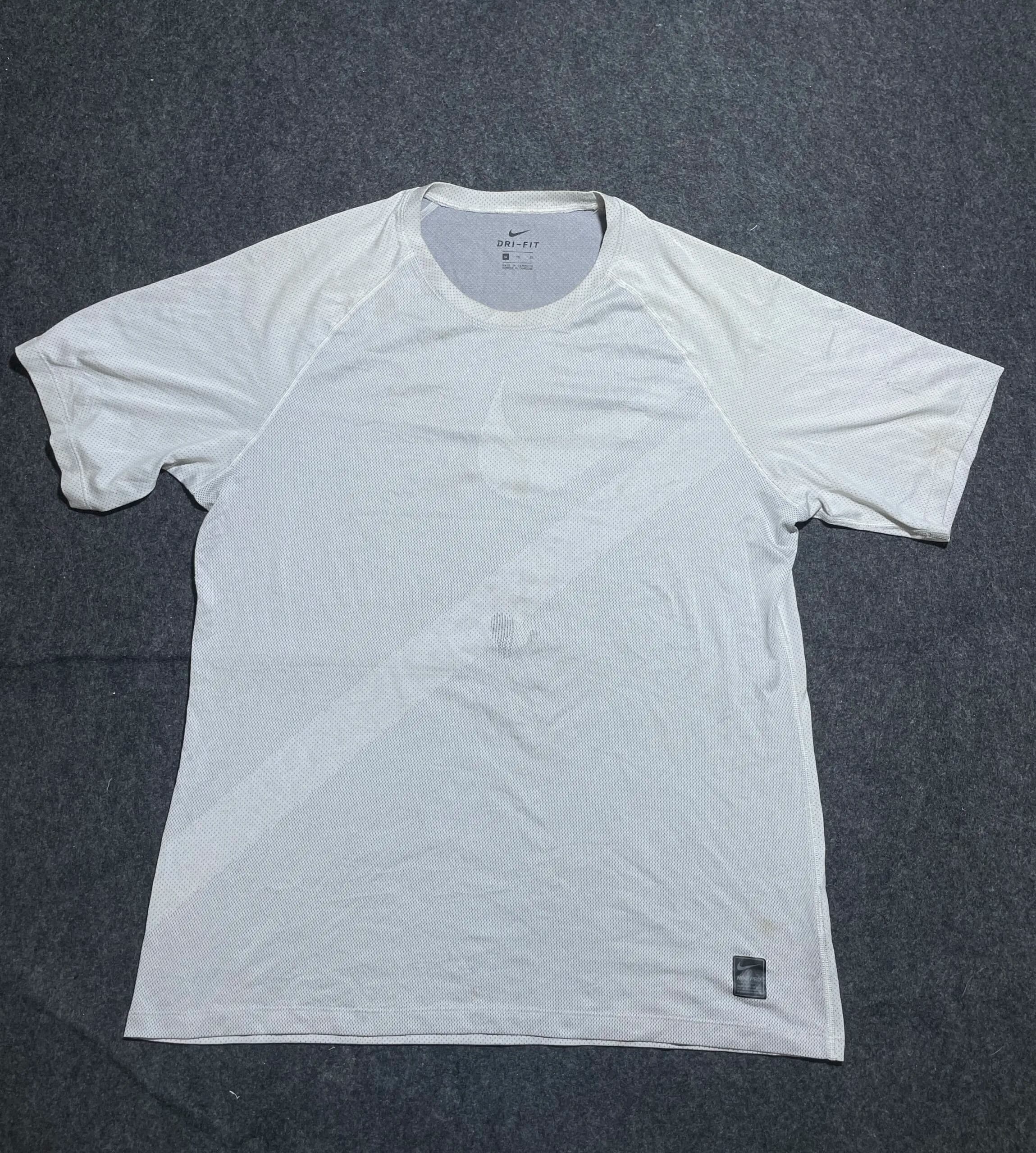 Nike thrift t-shirt India