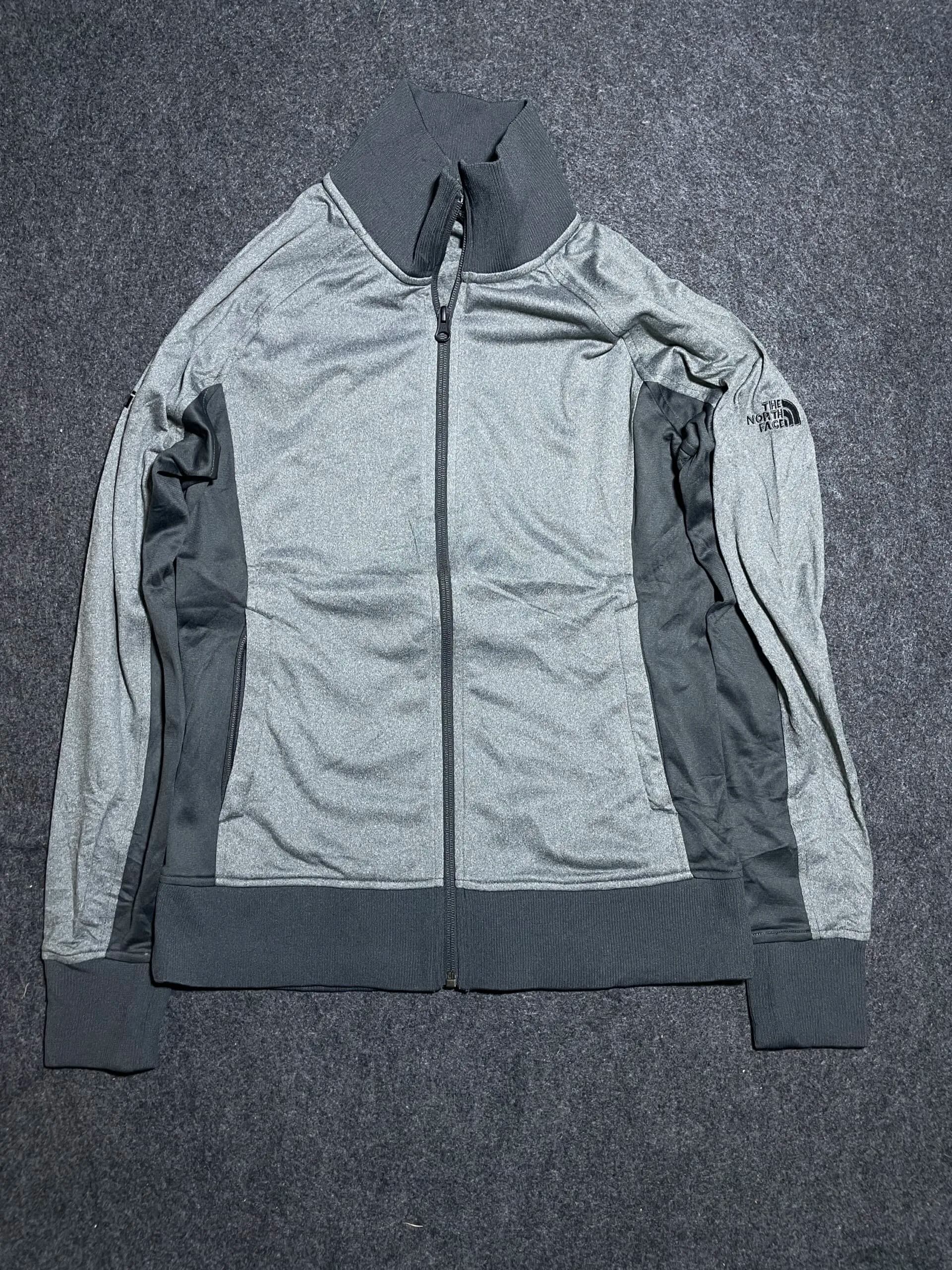 The North Face thrift track jacket India back view