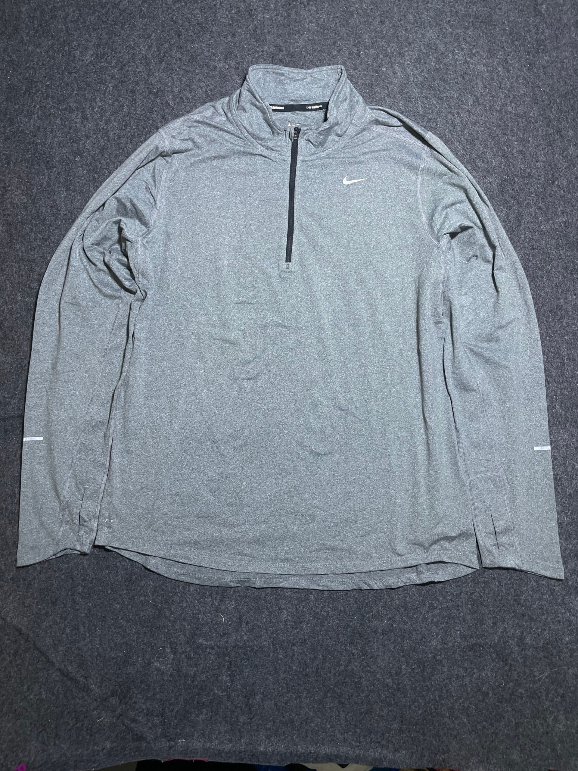 Nike Dri-FIT thrift t-shirt India detail view