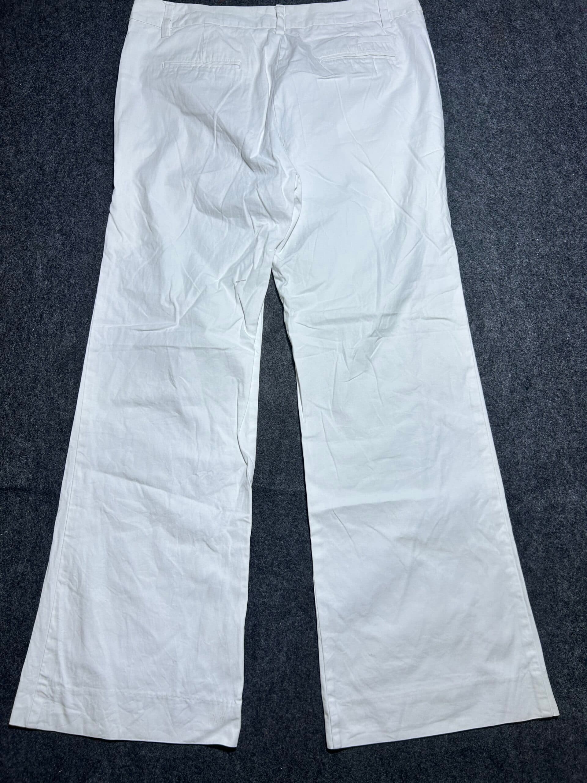 GAP thrift clothing India detail view
