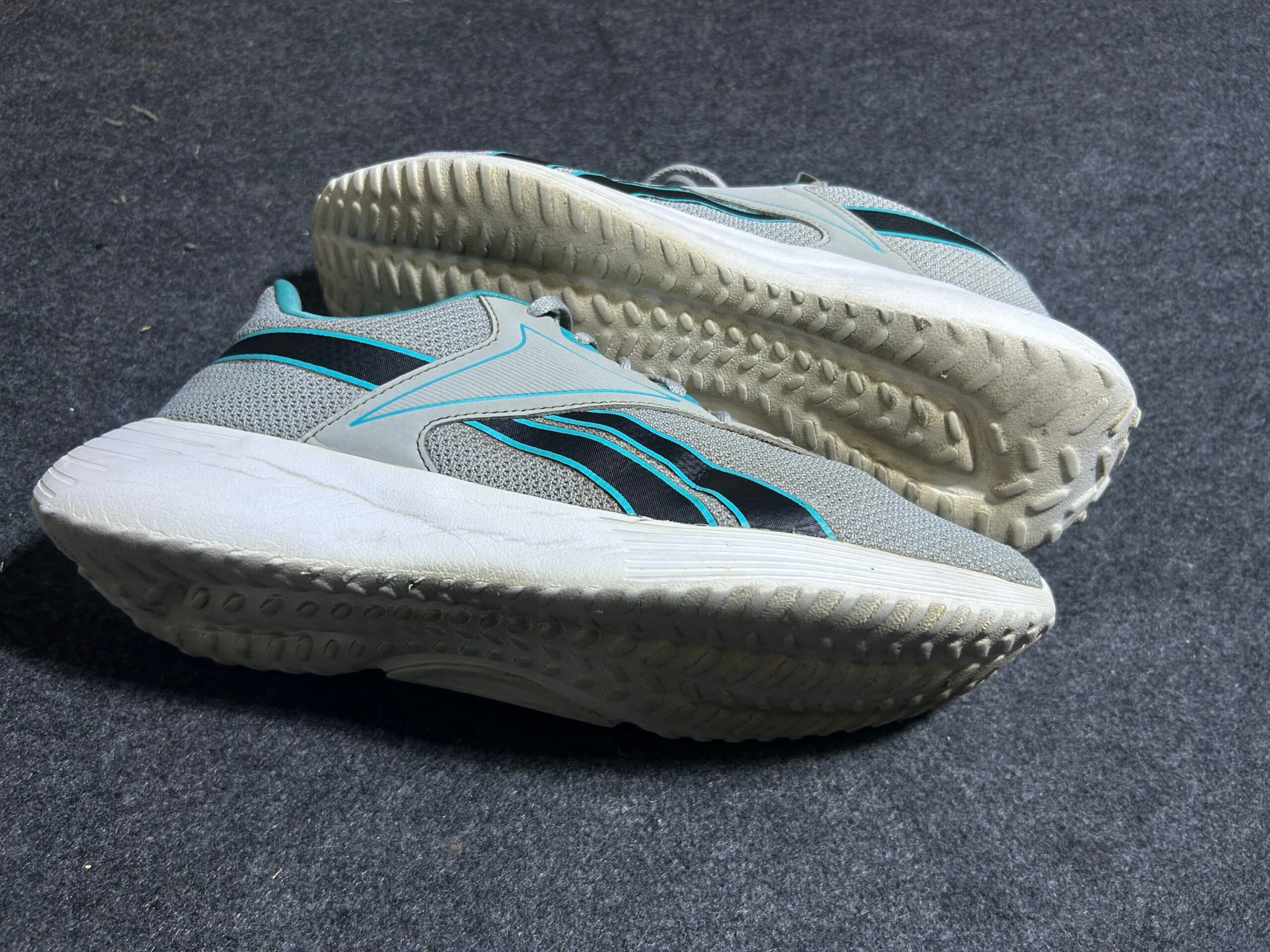 Reebok thrift running shoes India detail view