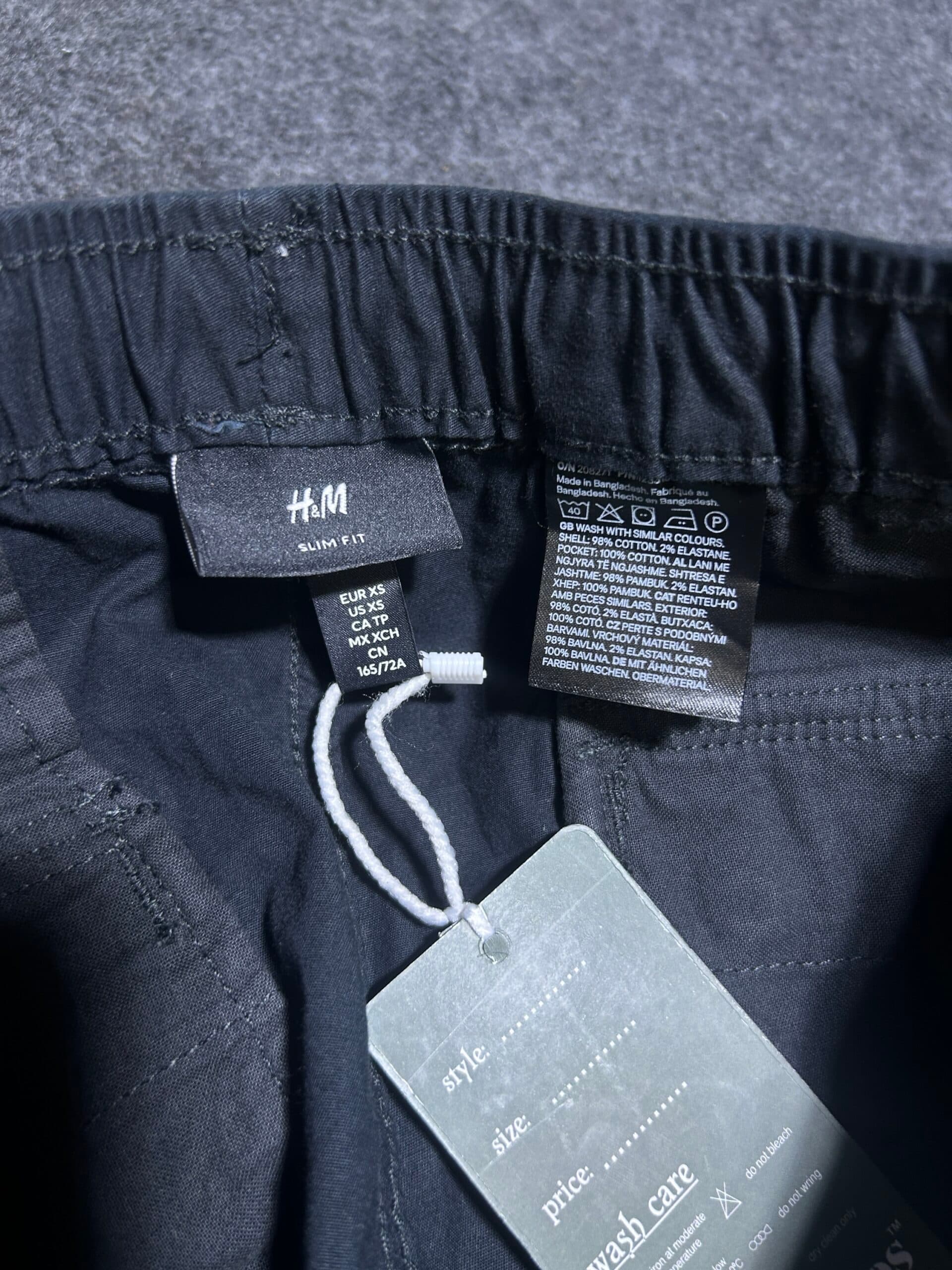 Branded thrift cargo pants India close-up