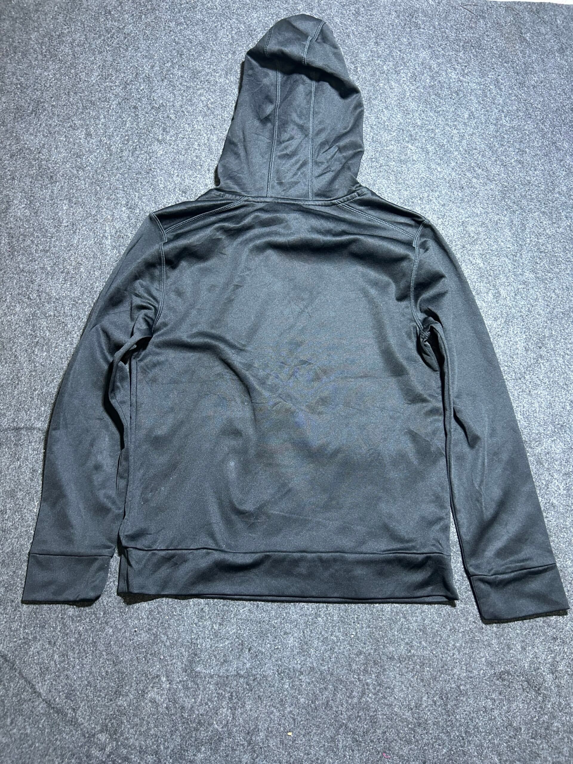 Adidas thrift t-shirt India detail view