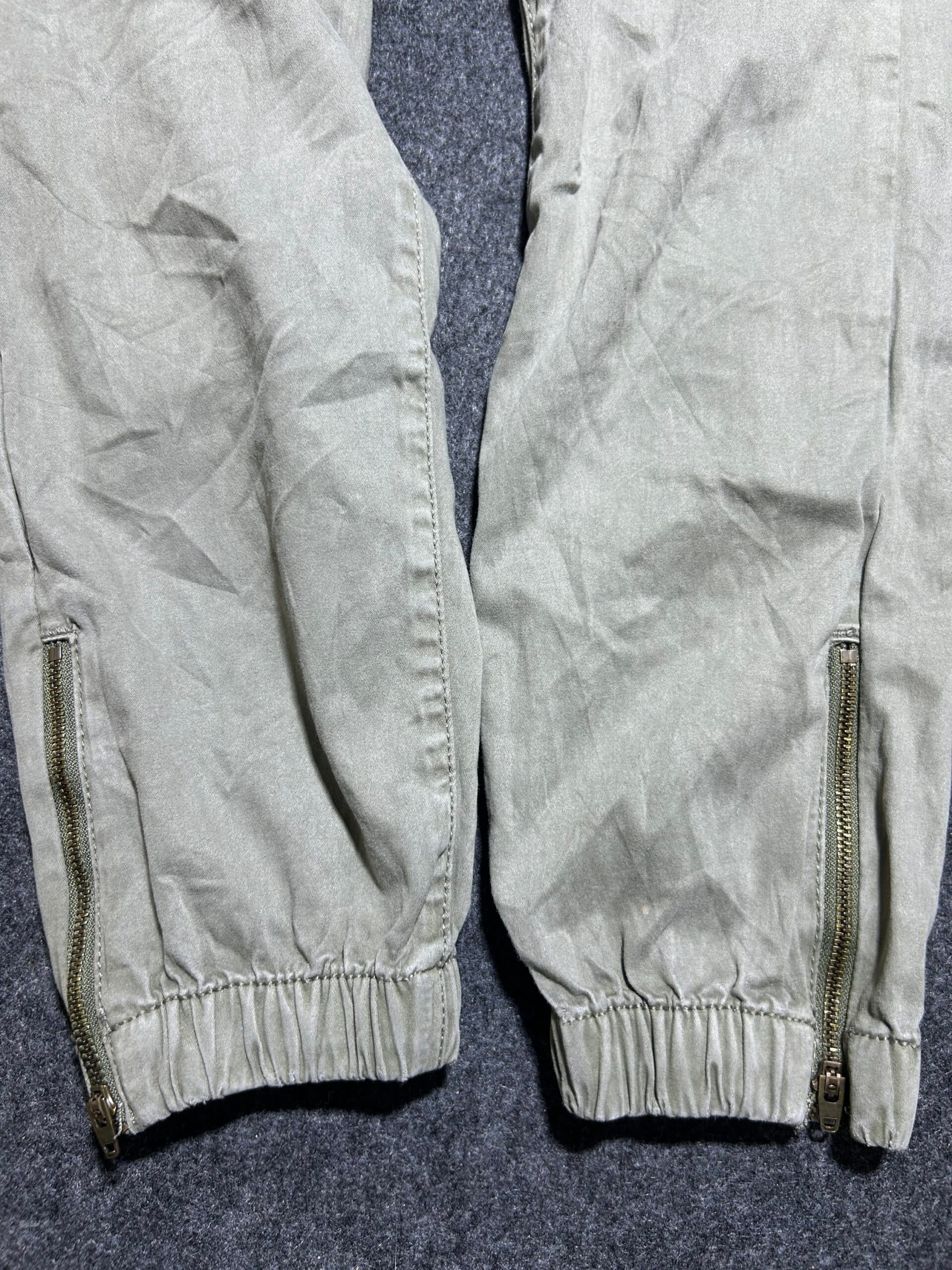 Branded thrift joggers India detail view