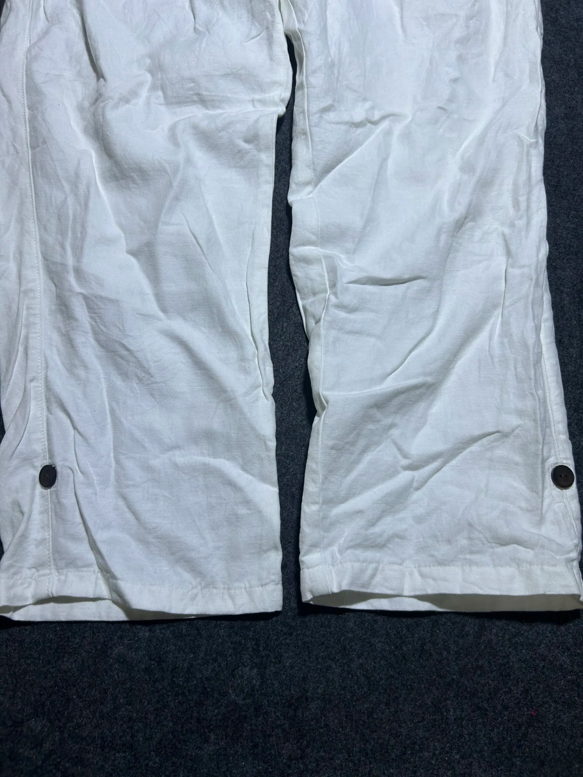 Branded thrift polo shirt India close-up