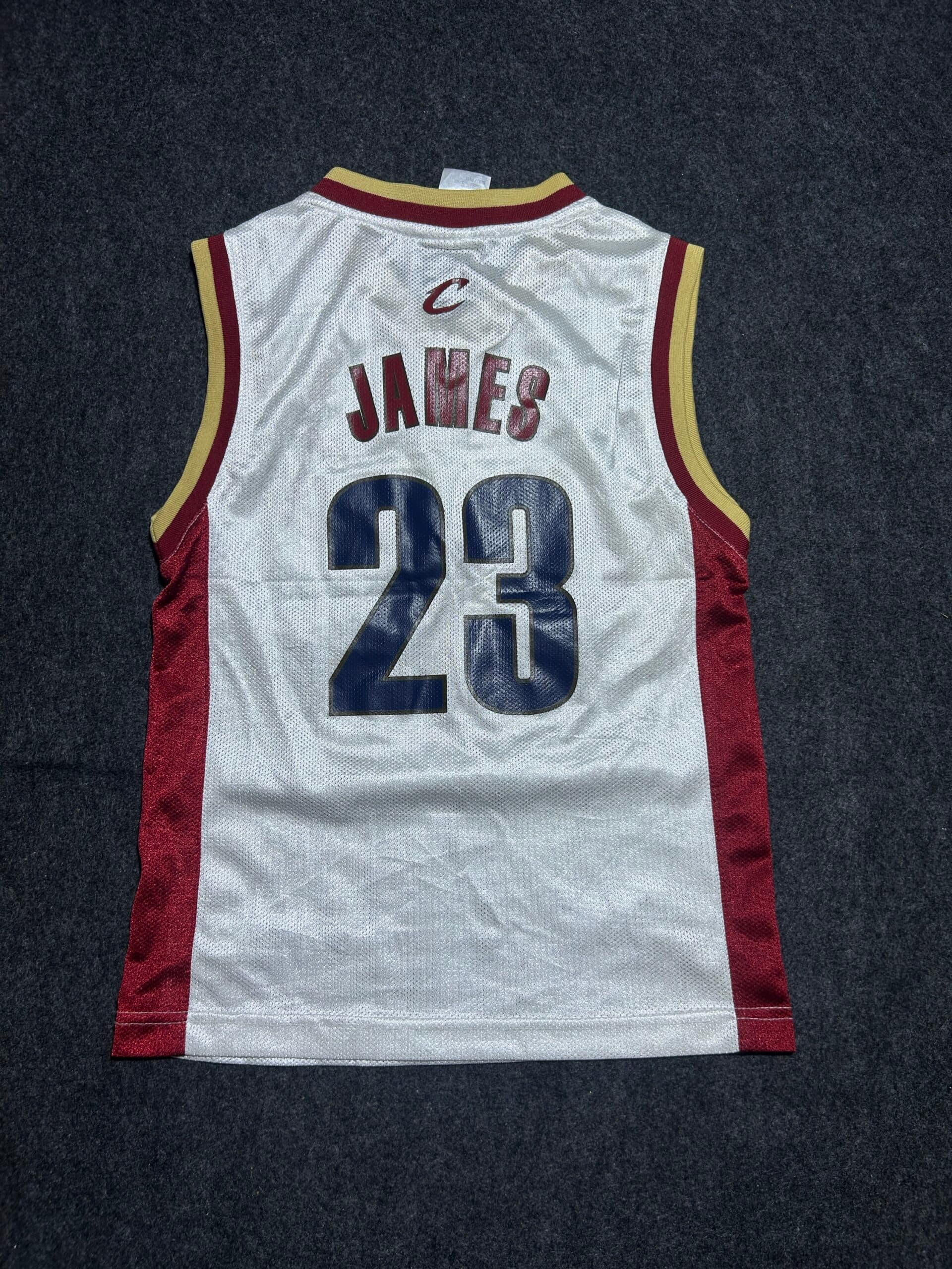 Reebok thrift jersey India detail view
