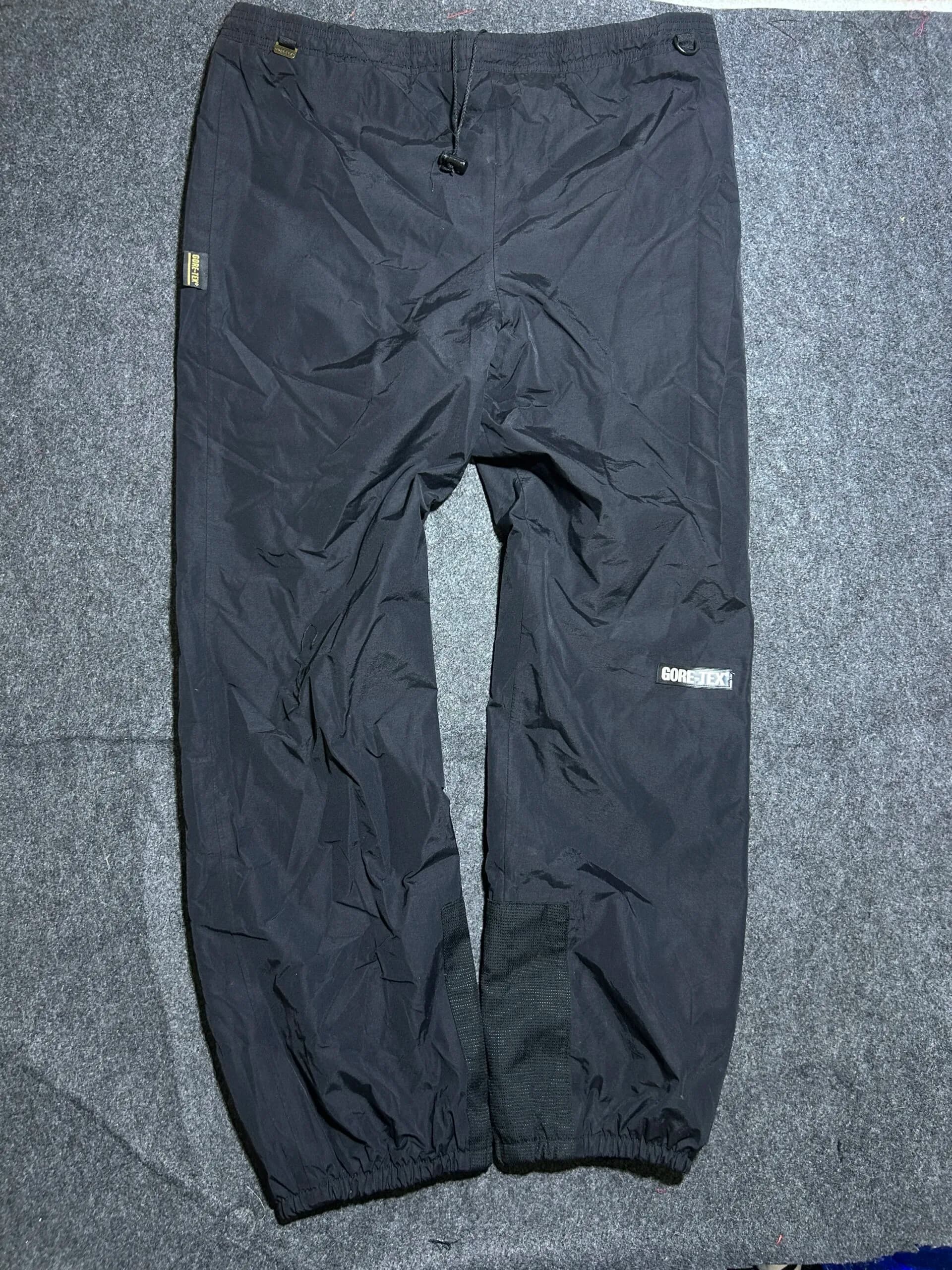 Branded thrift windbreaker jacket India