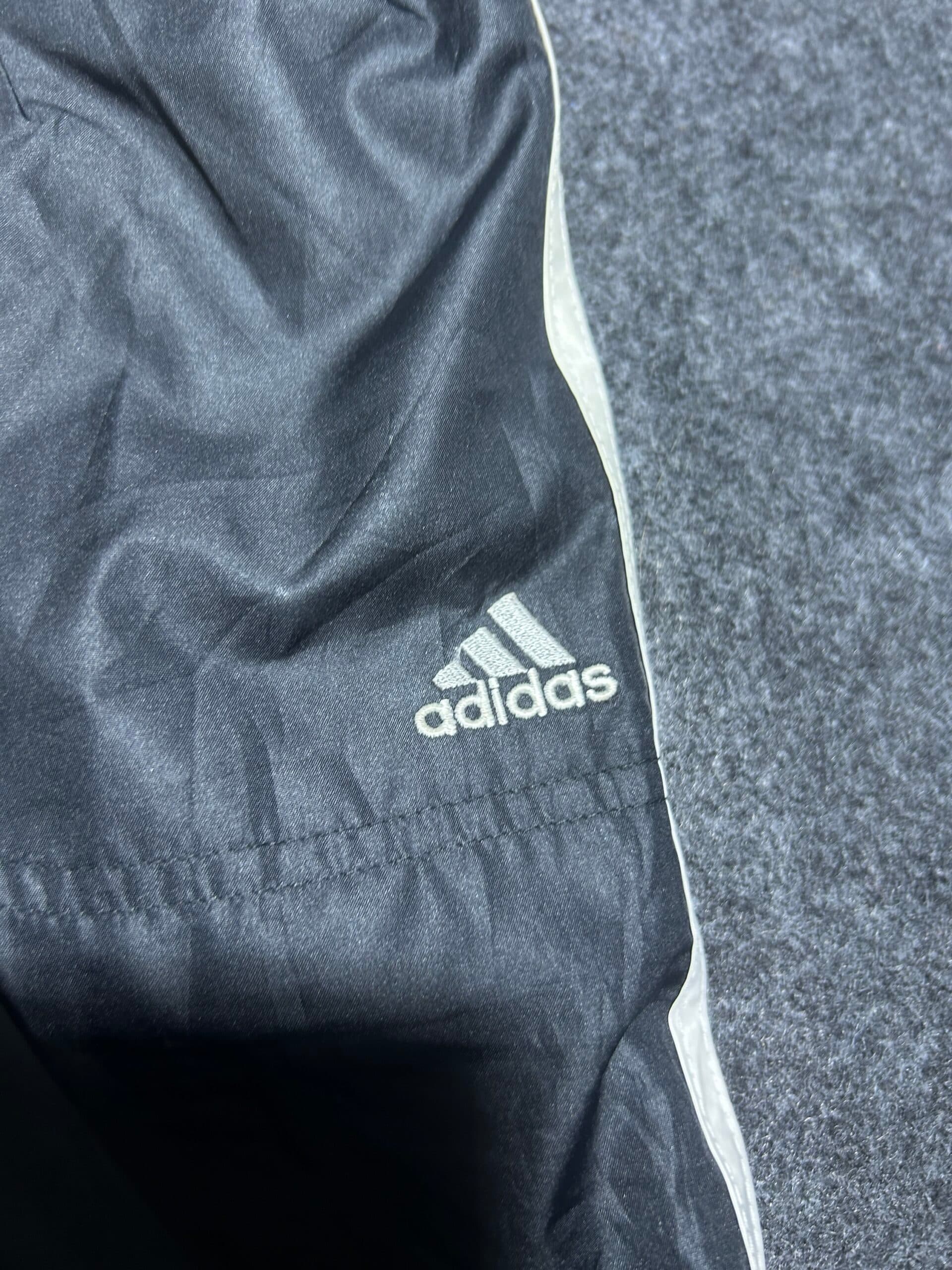 Adidas thrift windbreaker jacket India close-up