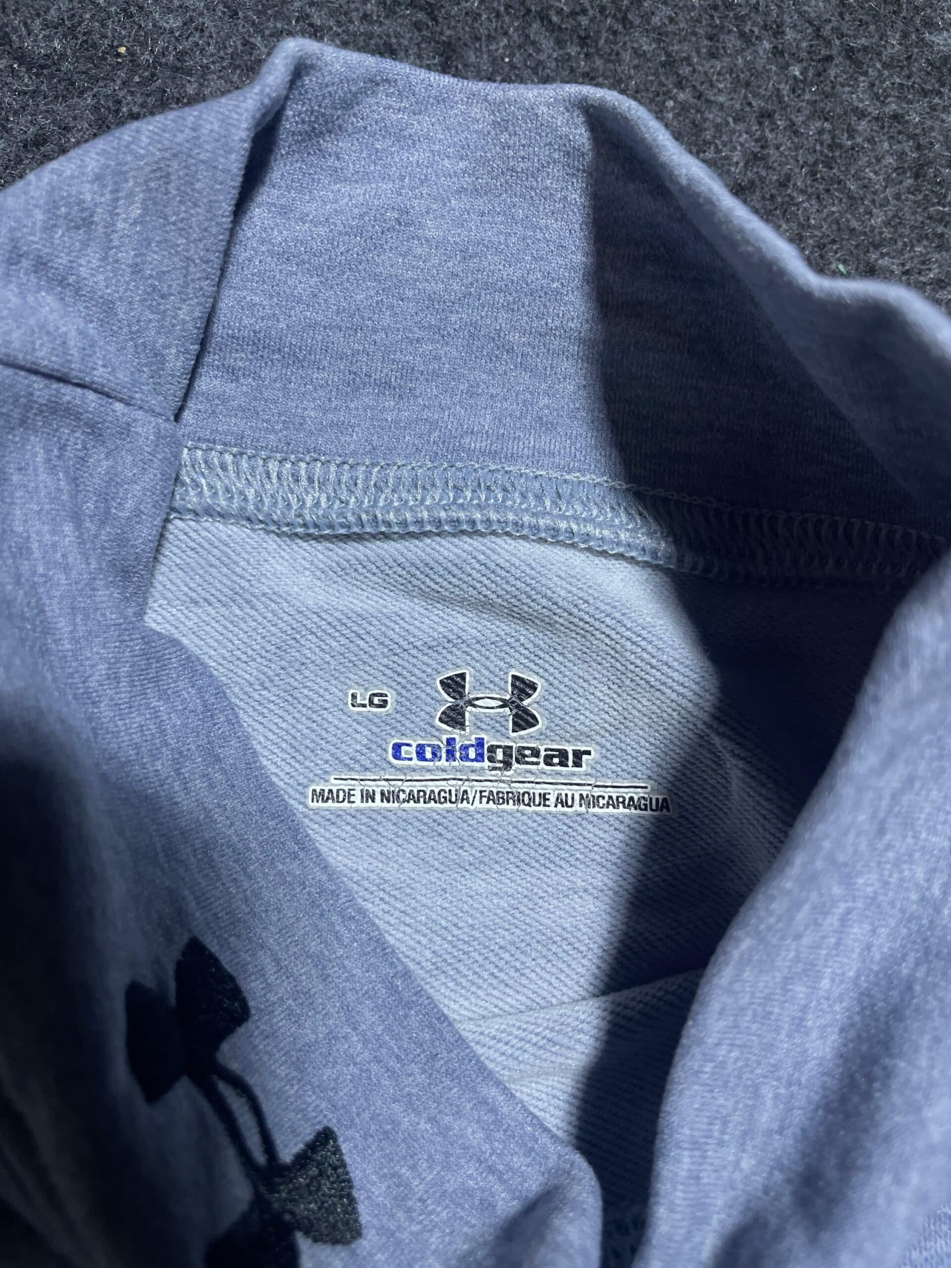 Under Armour ColdGear thrift compression wear India close-up