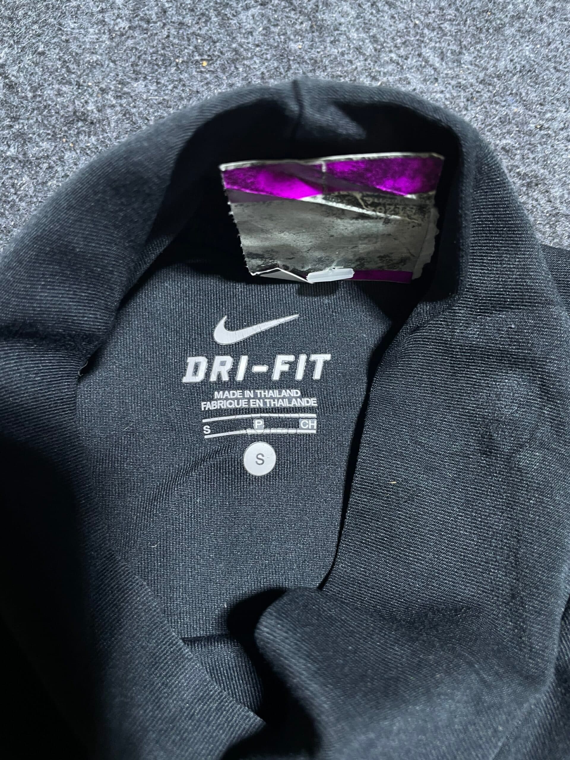 Nike Dri-FIT thrift compression wear India close-up