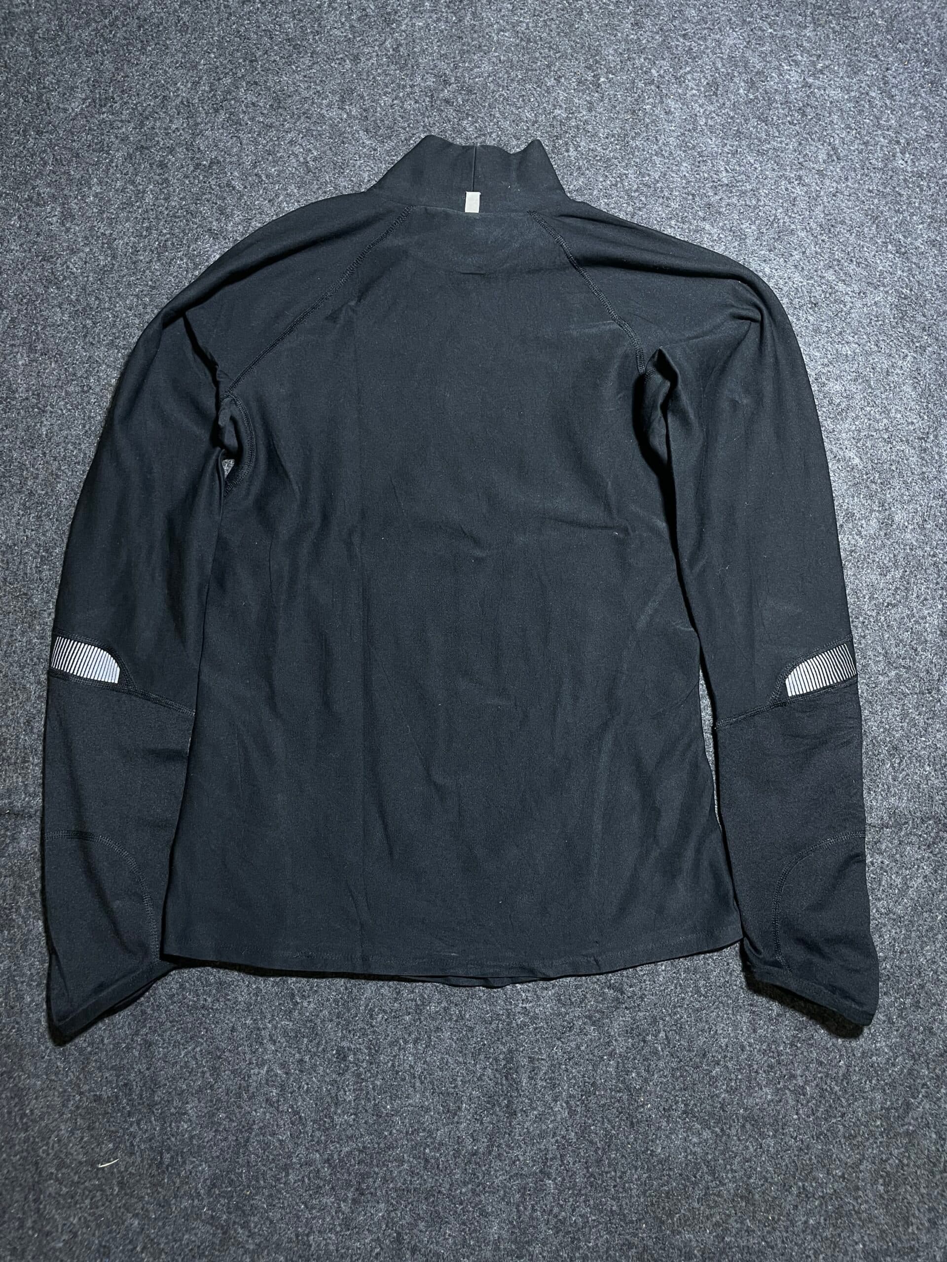 Nike Dri-FIT thrift compression wear India detail view