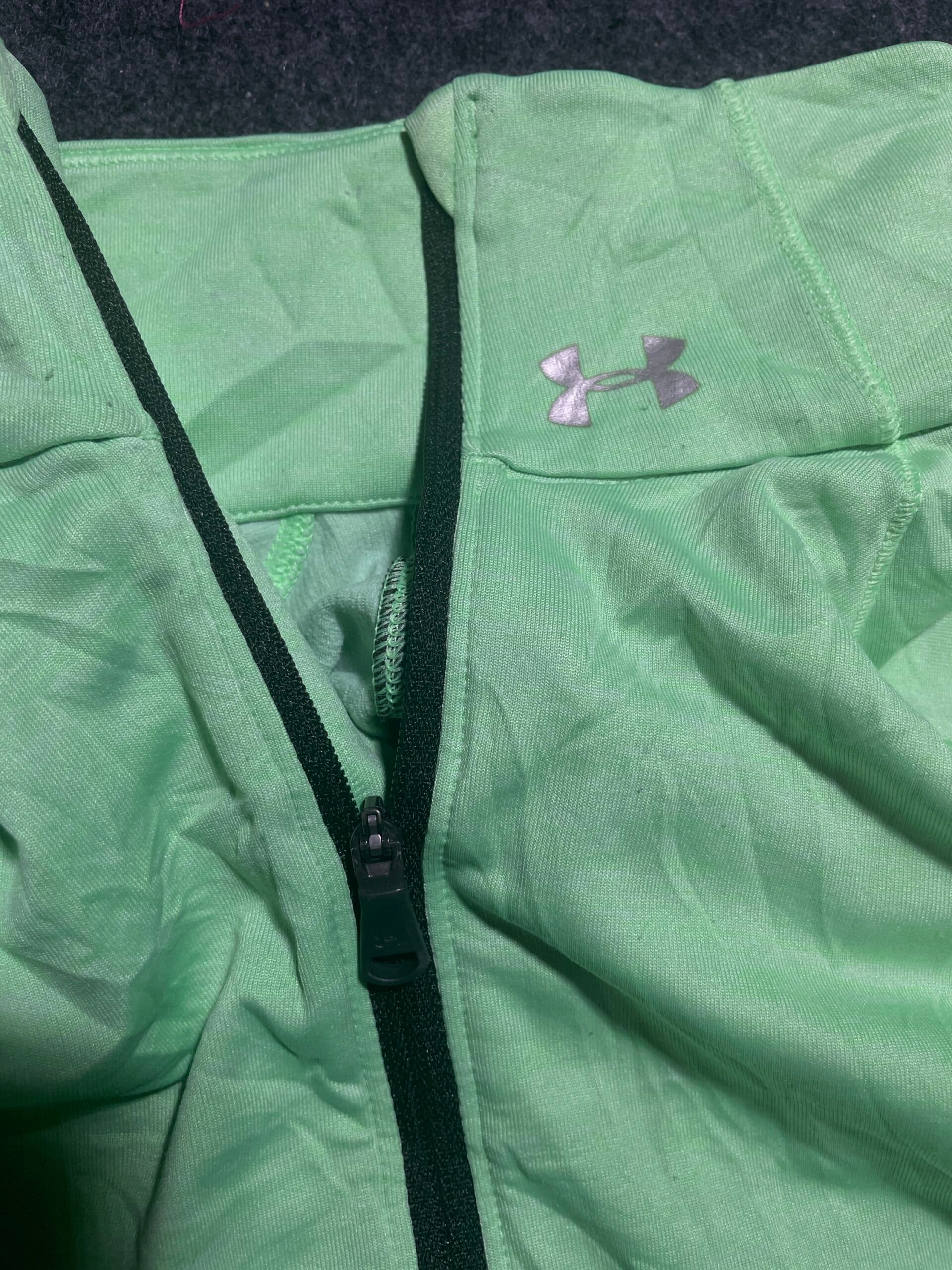 Under Armour ColdGear thrift t-shirt India detail view