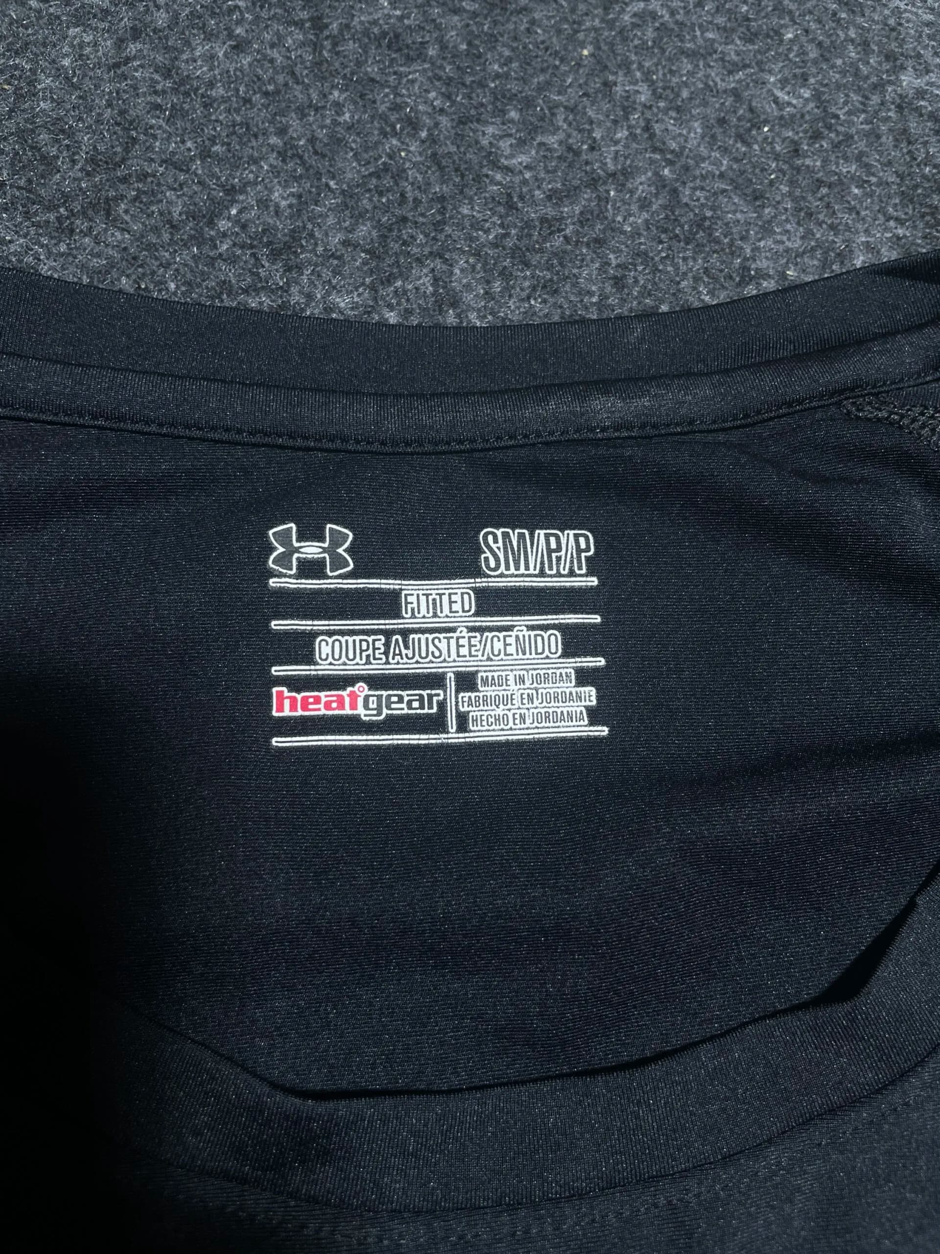 Under Armour HeatGear thrift t-shirt India detail view