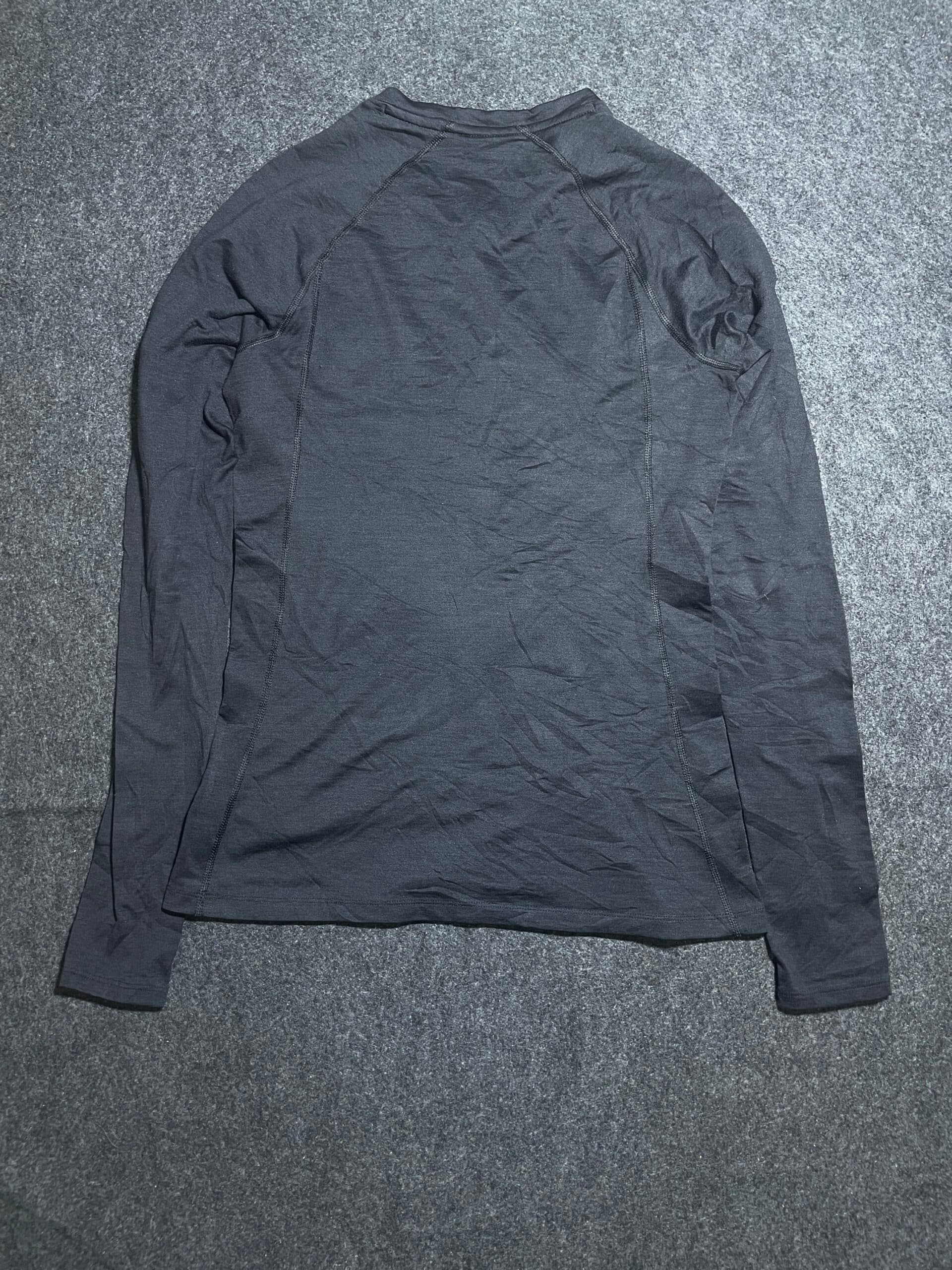 Under Armour ColdGear thrift t-shirt India back view