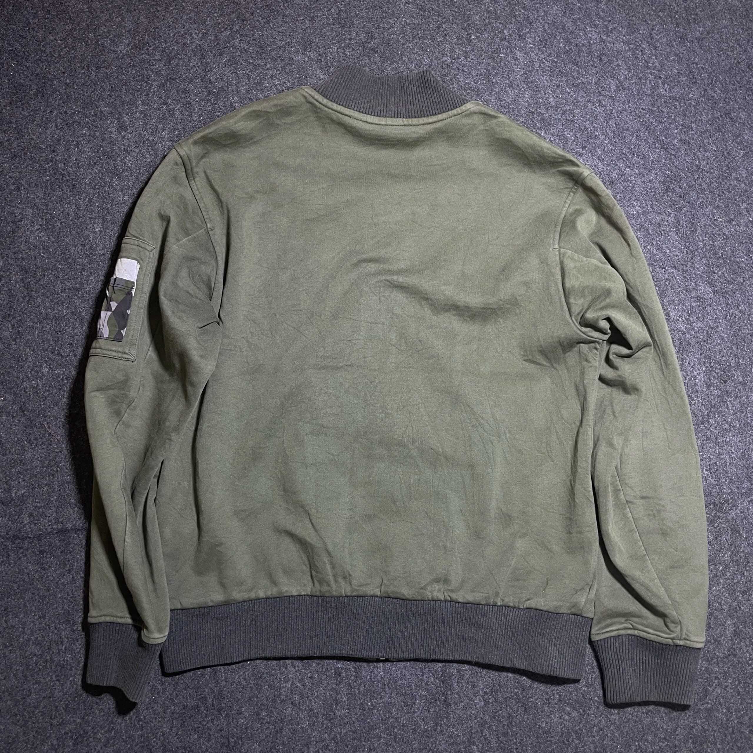 New Balance thrift bomber jacket India back view