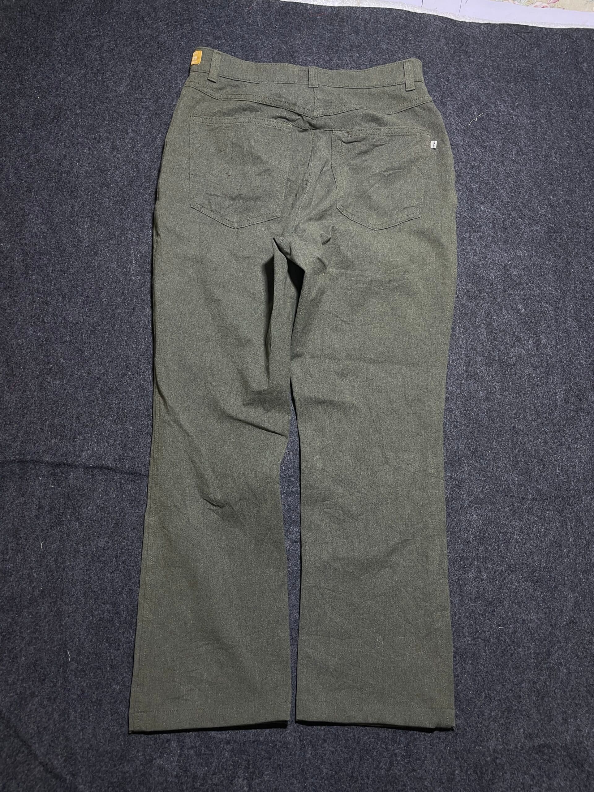 Branded thrift trousers India detail view