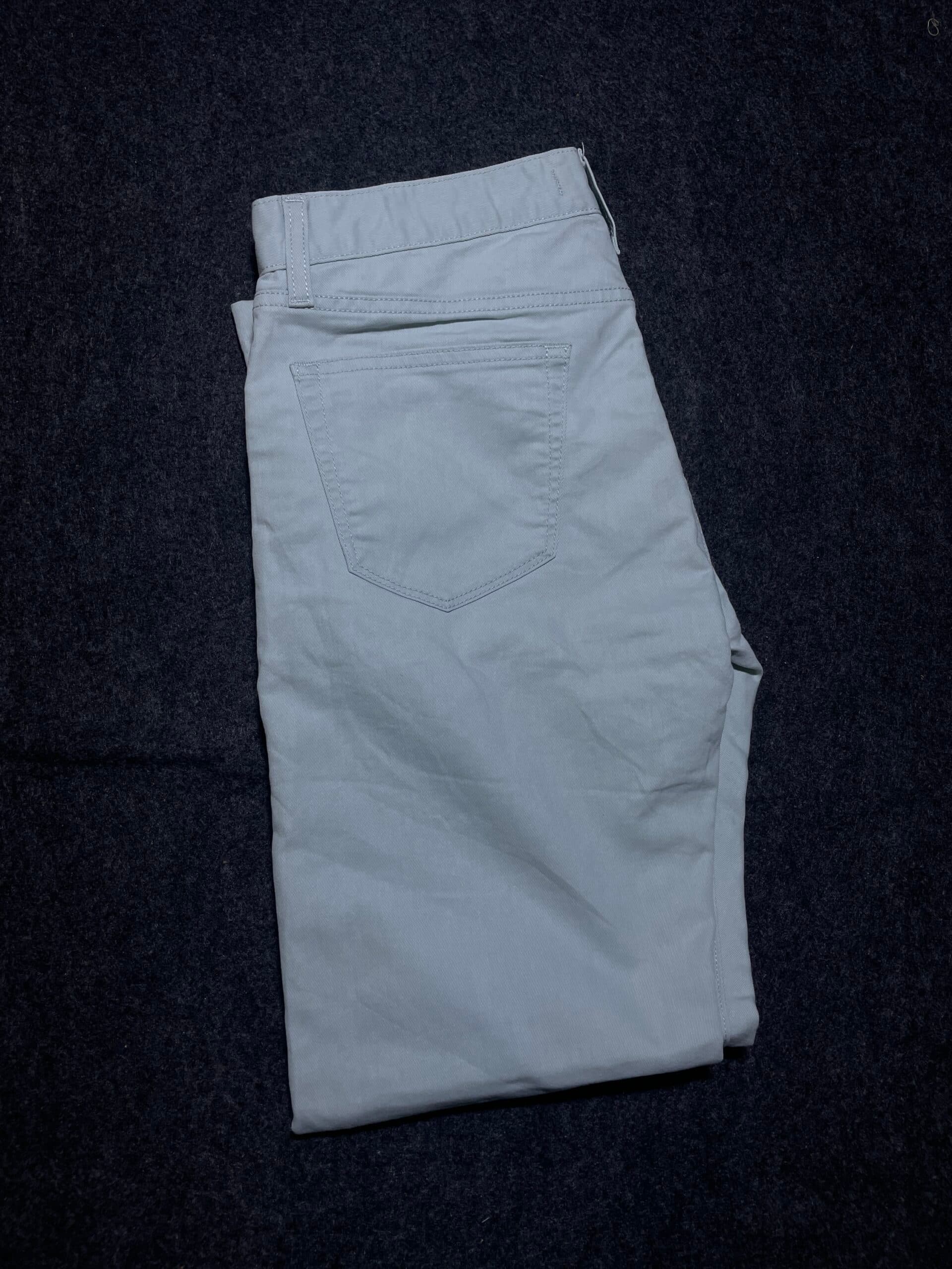 Uniqlo thrift jeans India close-up