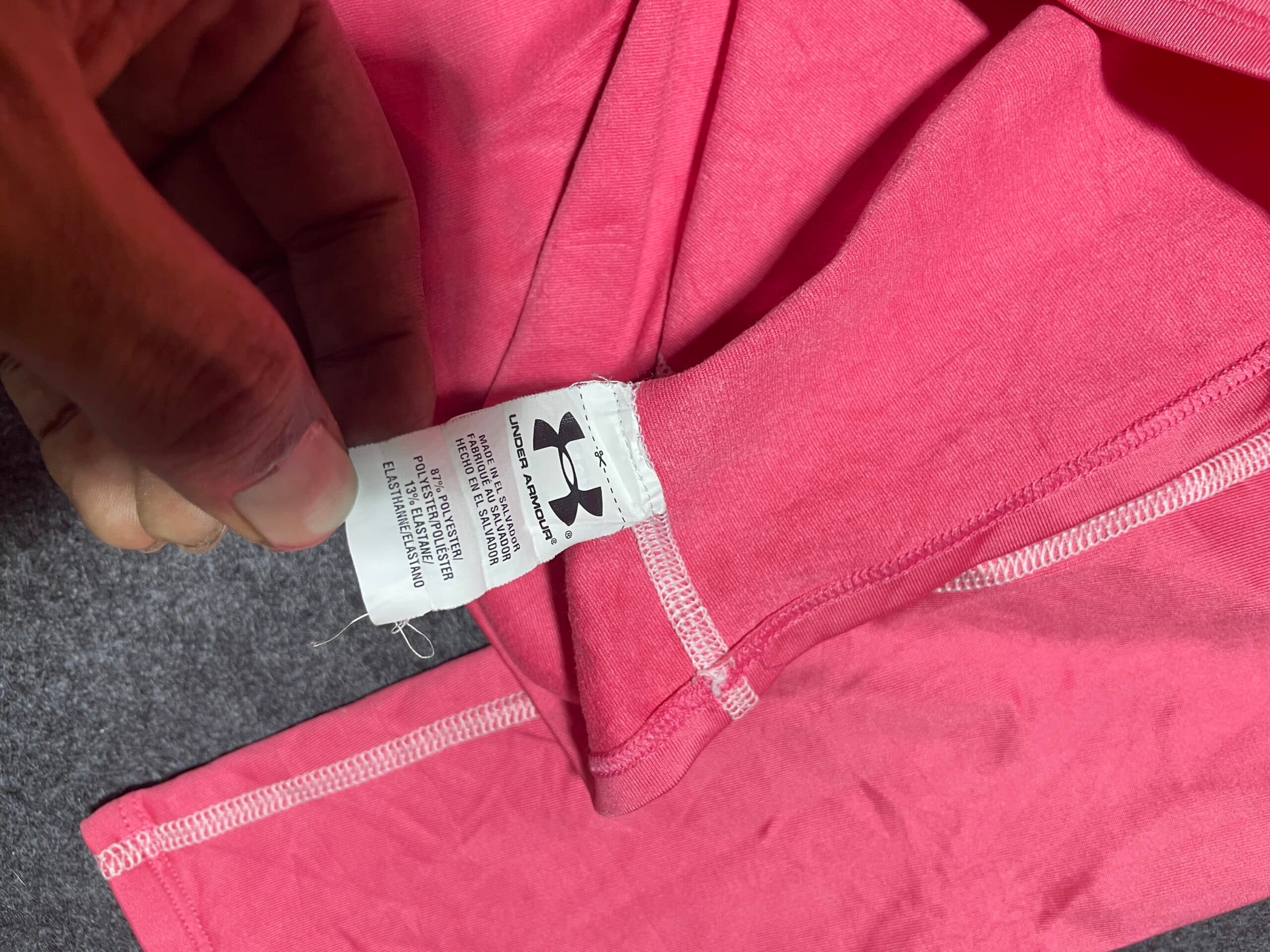 Under Armour ColdGear thrift t-shirt India close-up