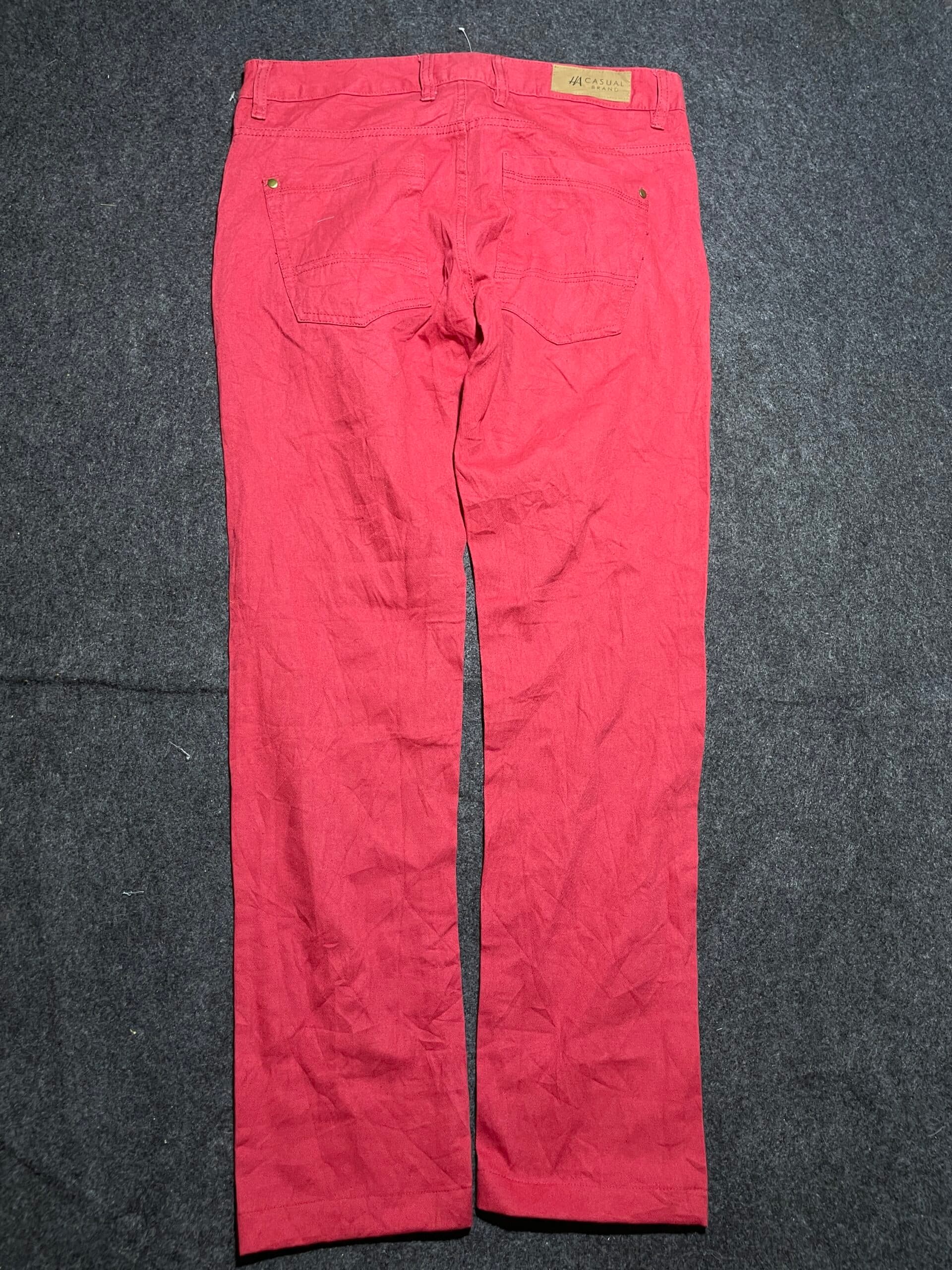 Branded thrift chinos India detail view