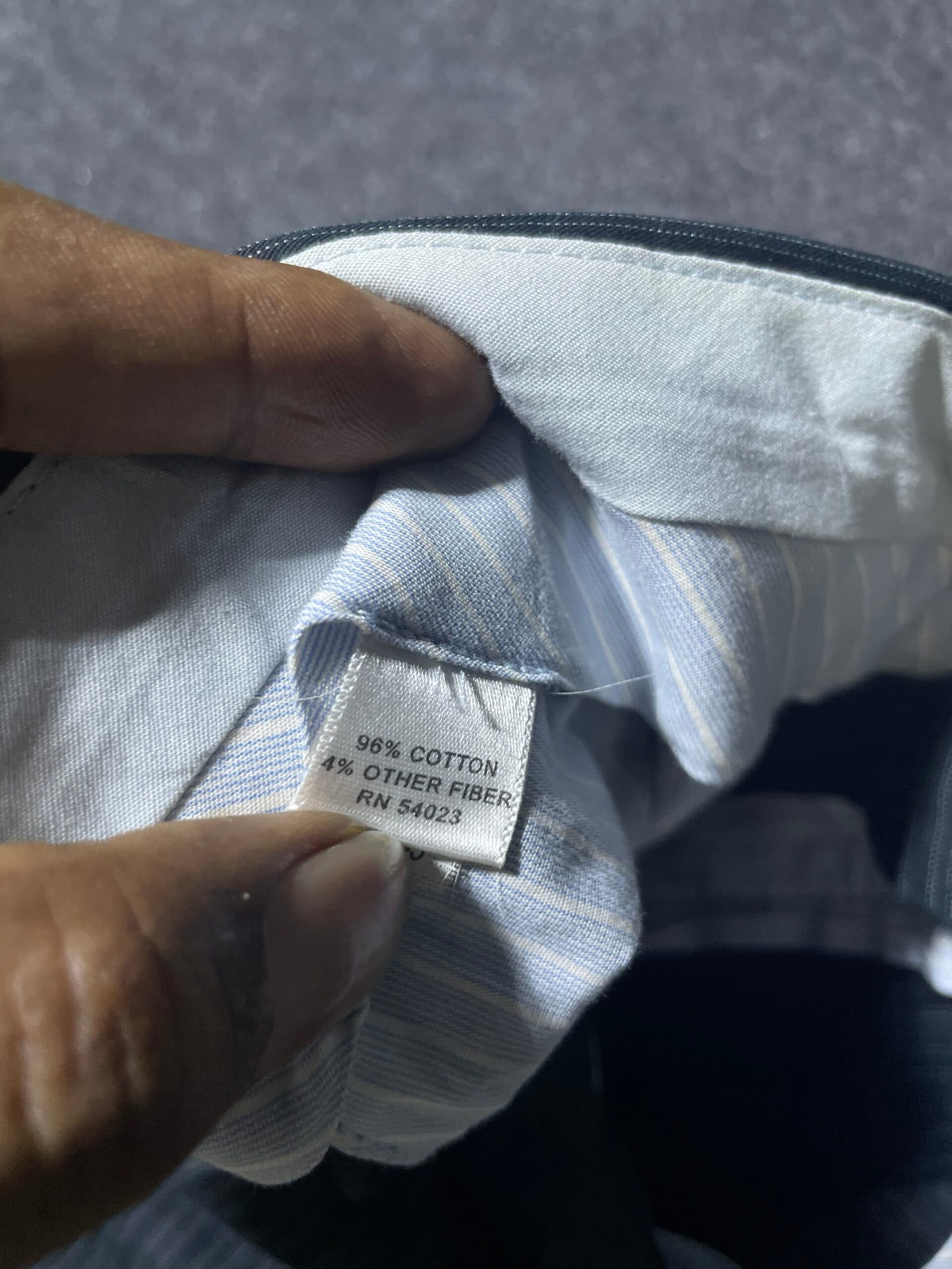 Branded thrift trousers India close-up