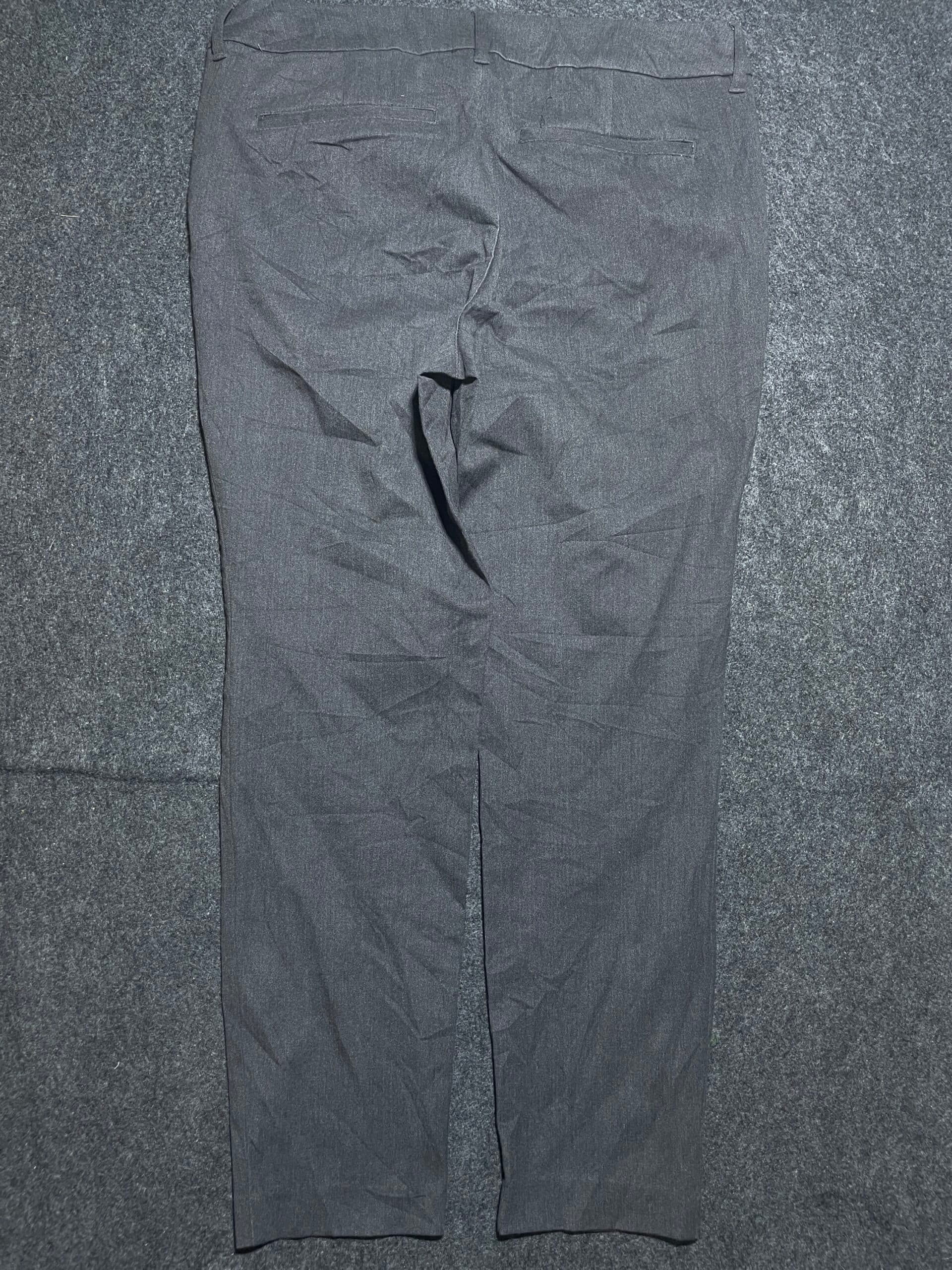 Branded thrift trousers India detail view