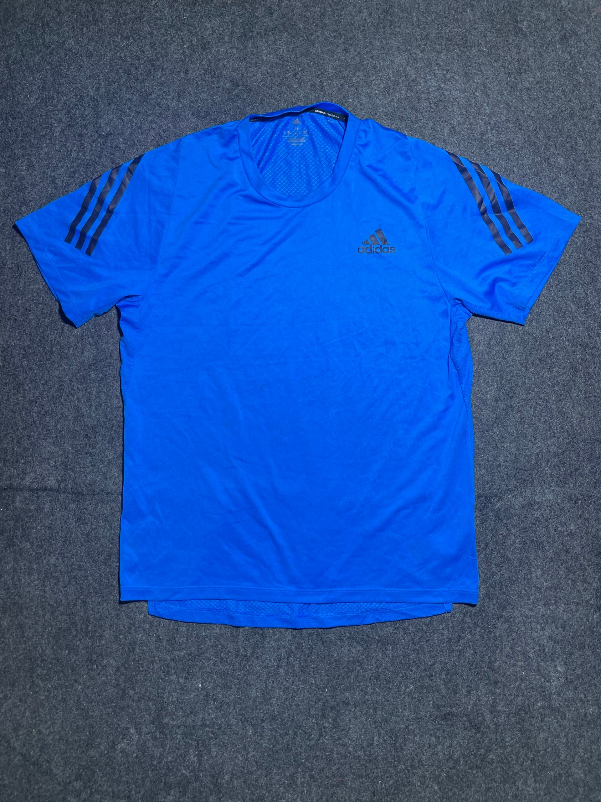 Adidas thrift t-shirt India back view