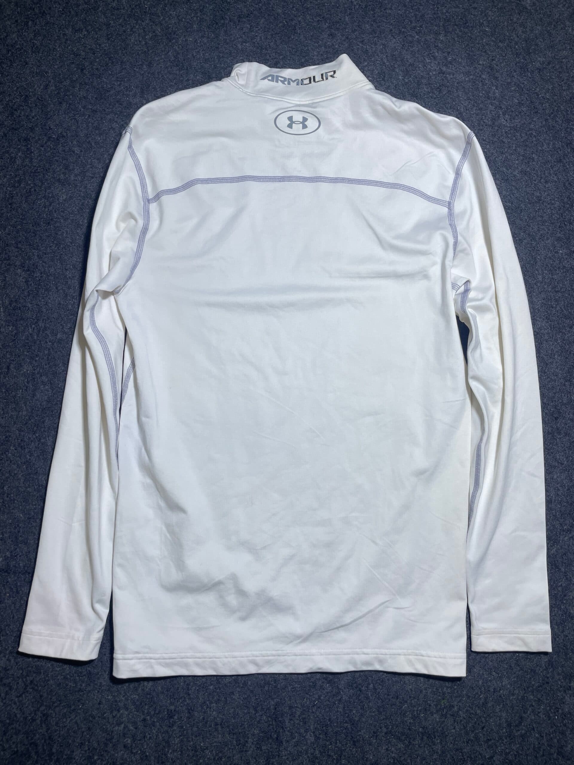 Under Armour ColdGear thrift compression wear India detail view