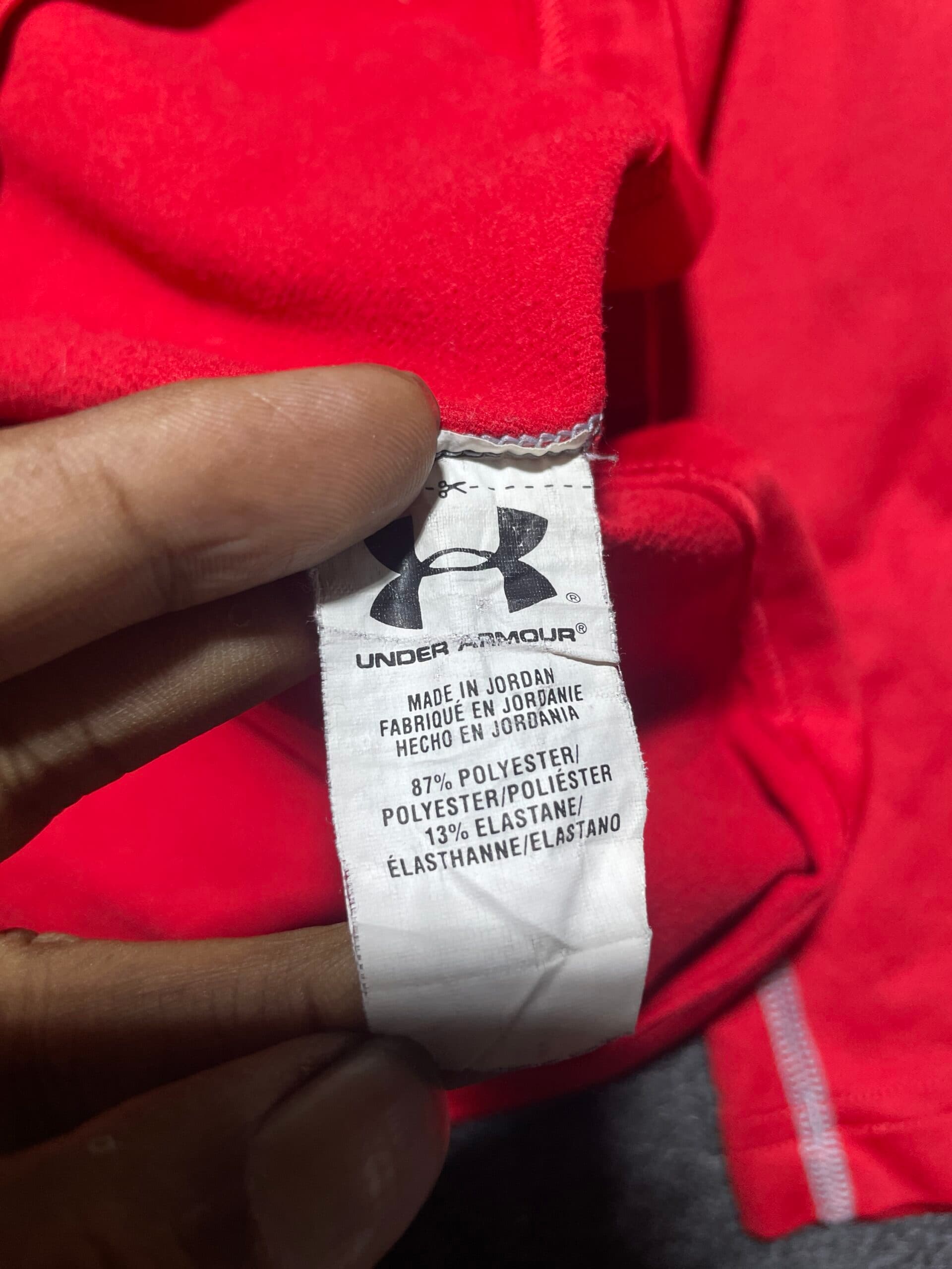 Under Armour ColdGear thrift compression wear India close-up