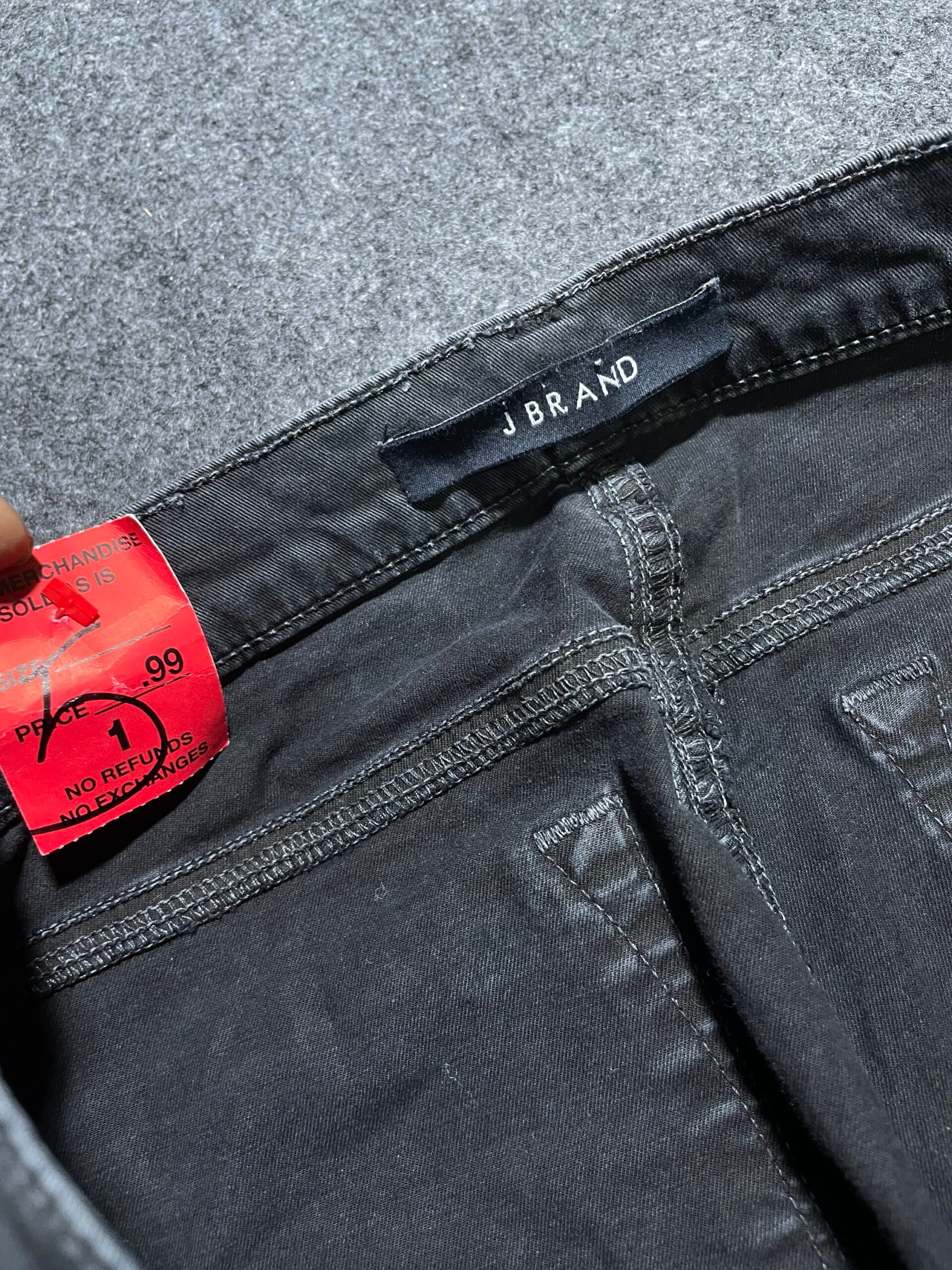 Branded thrift jeans India detail view