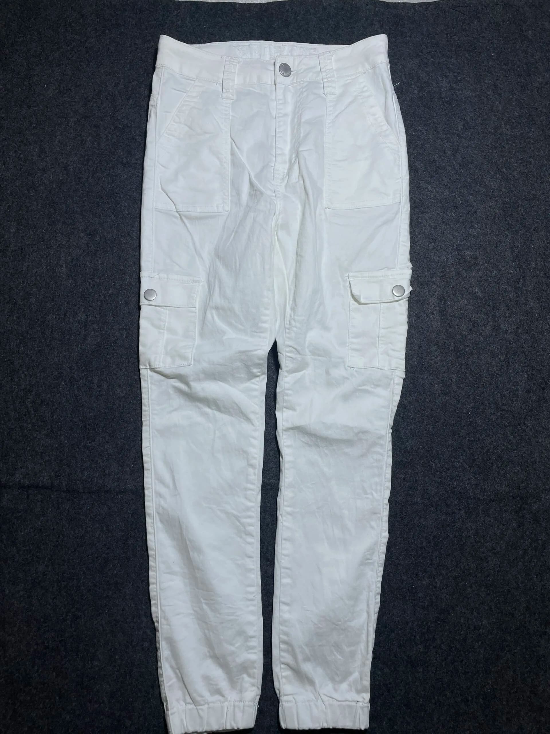 Branded thrift chinos India
