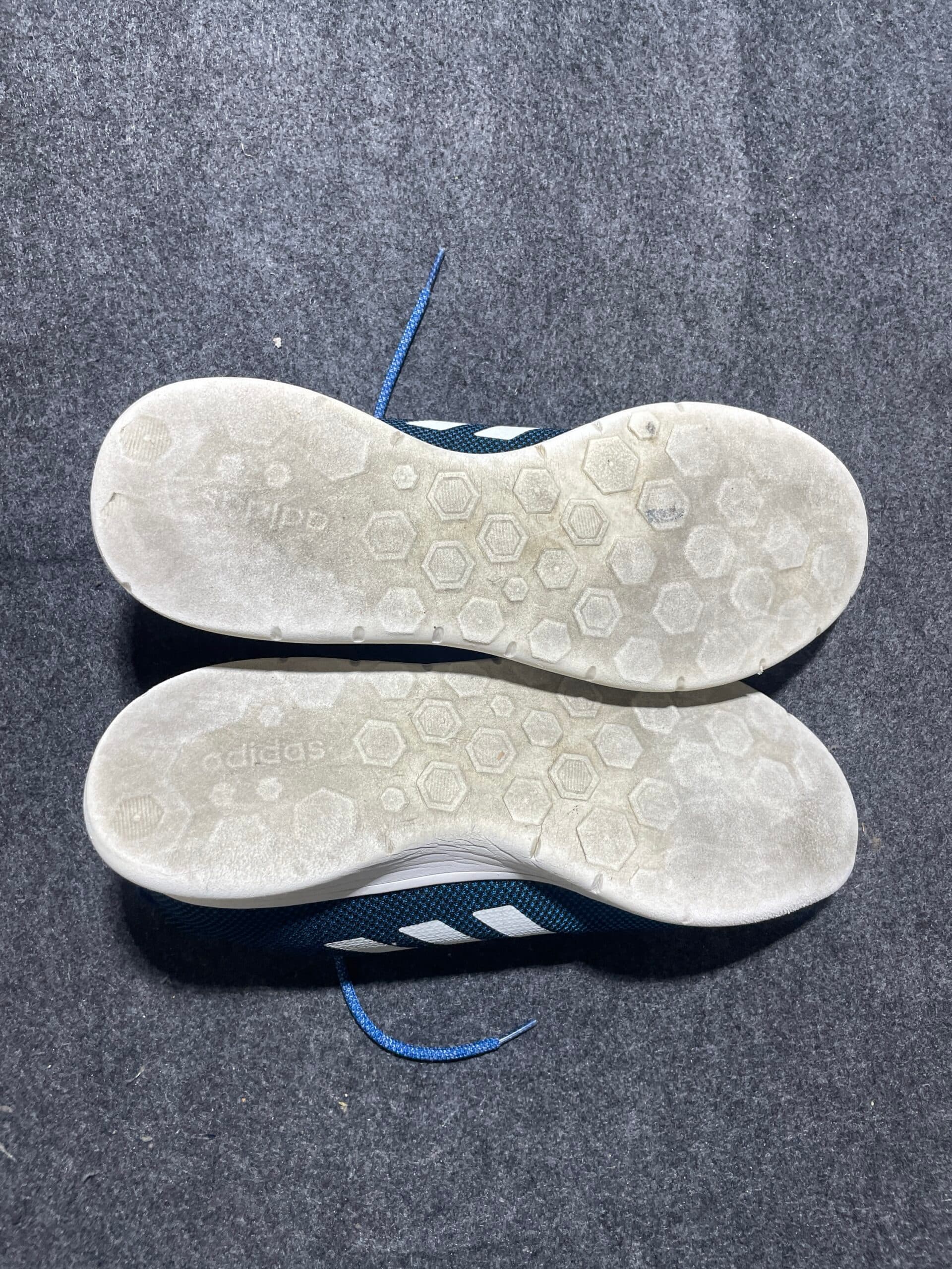 Adidas thrift running shoes India detail view