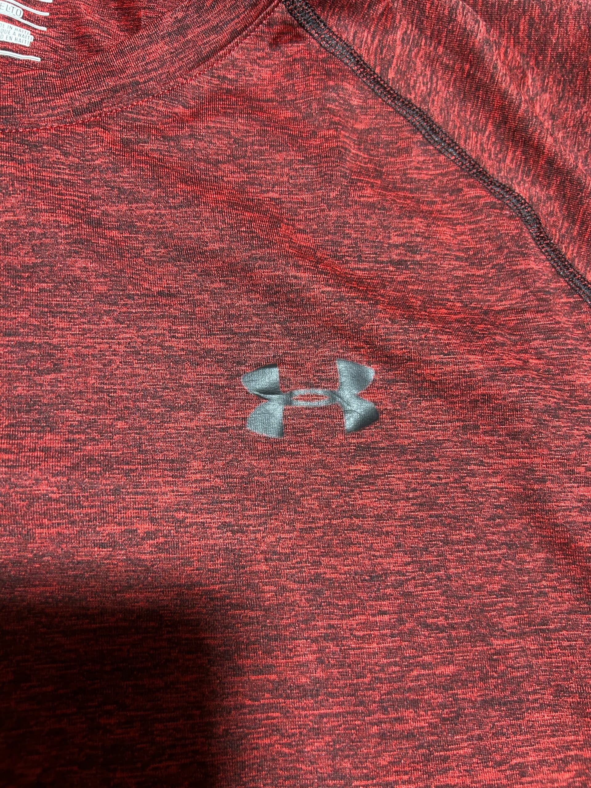 Under Armour HeatGear thrift t-shirt India close-up