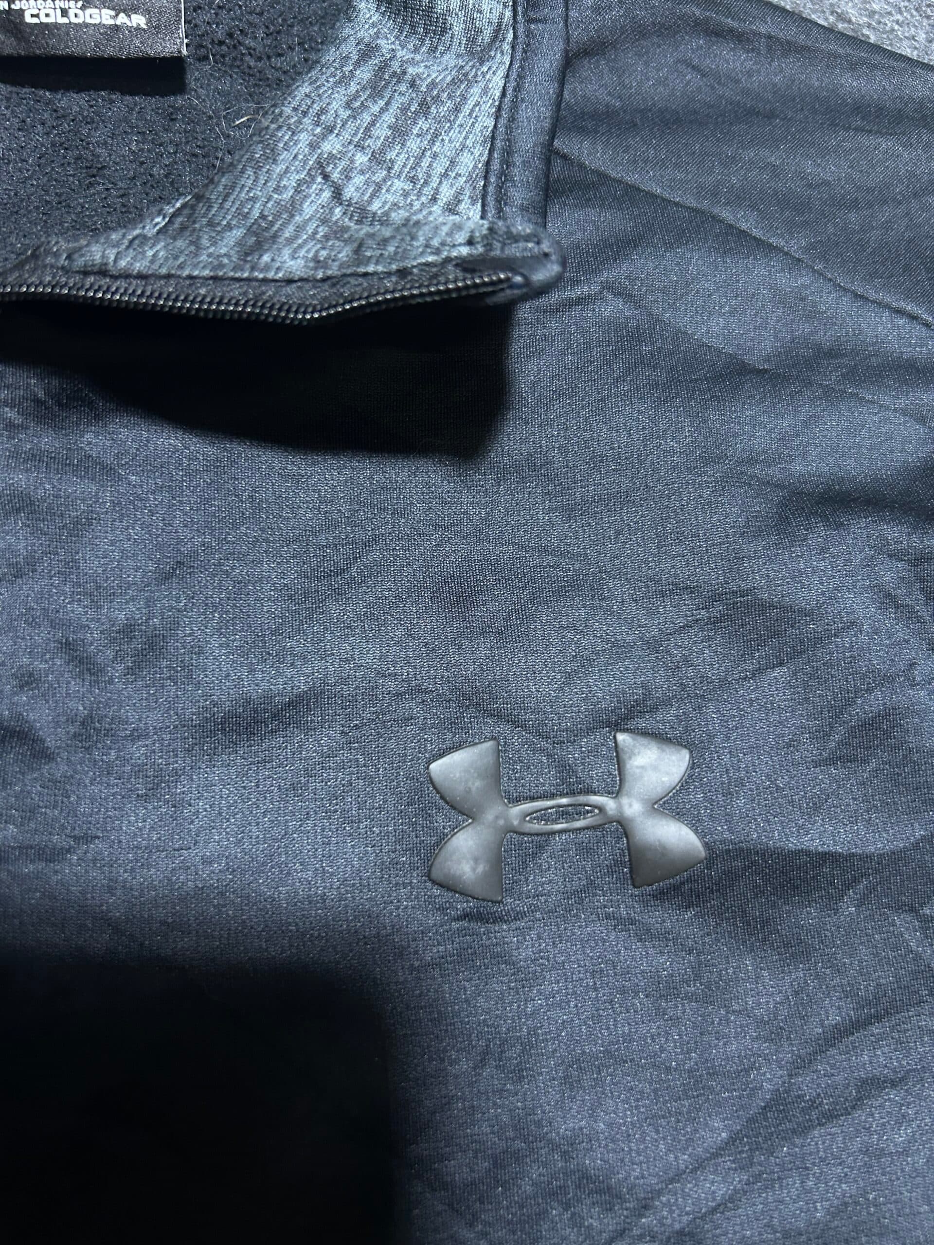 Under Armour ColdGear thrift t-shirt India detail view