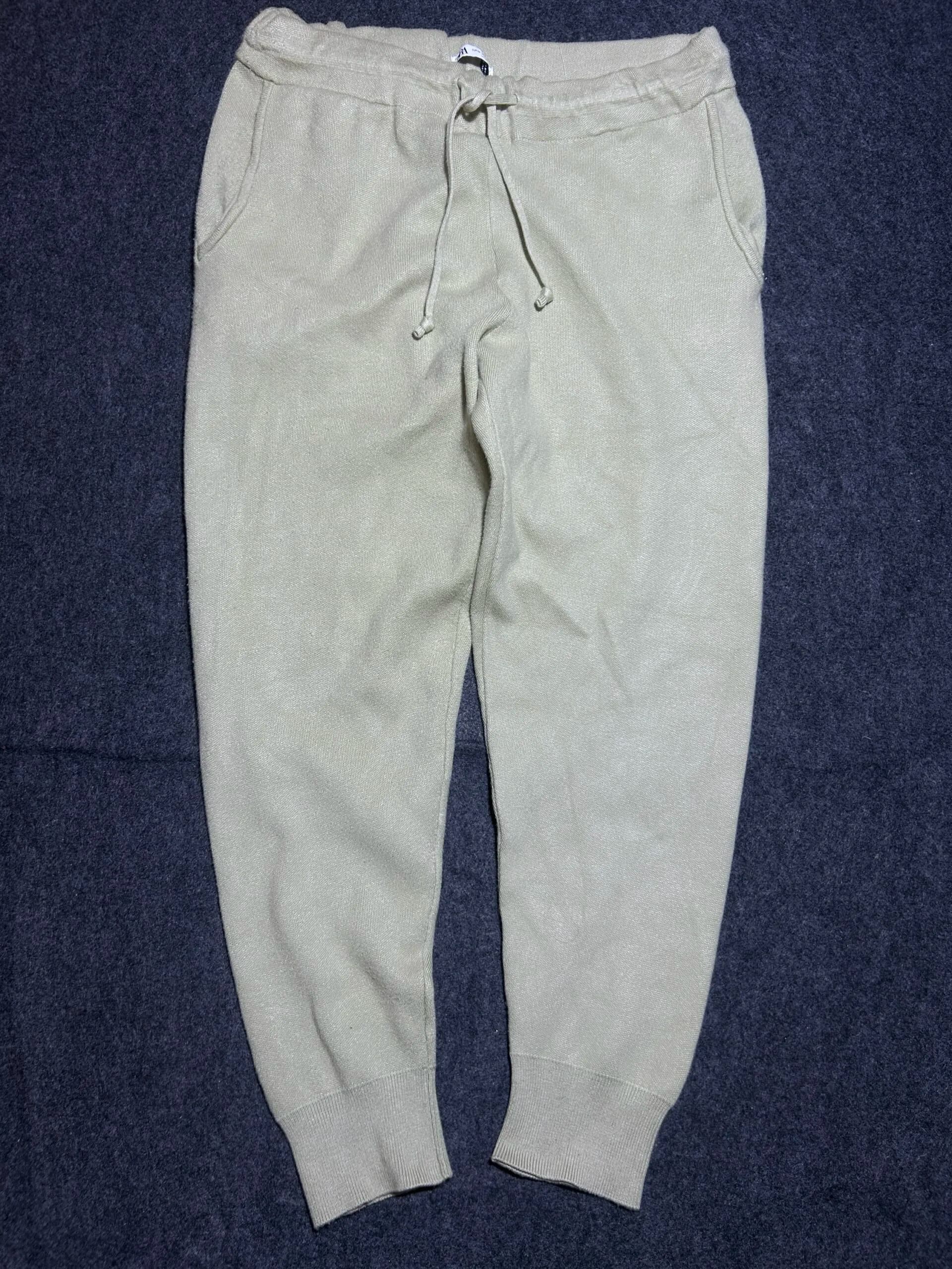Zara thrift joggers India