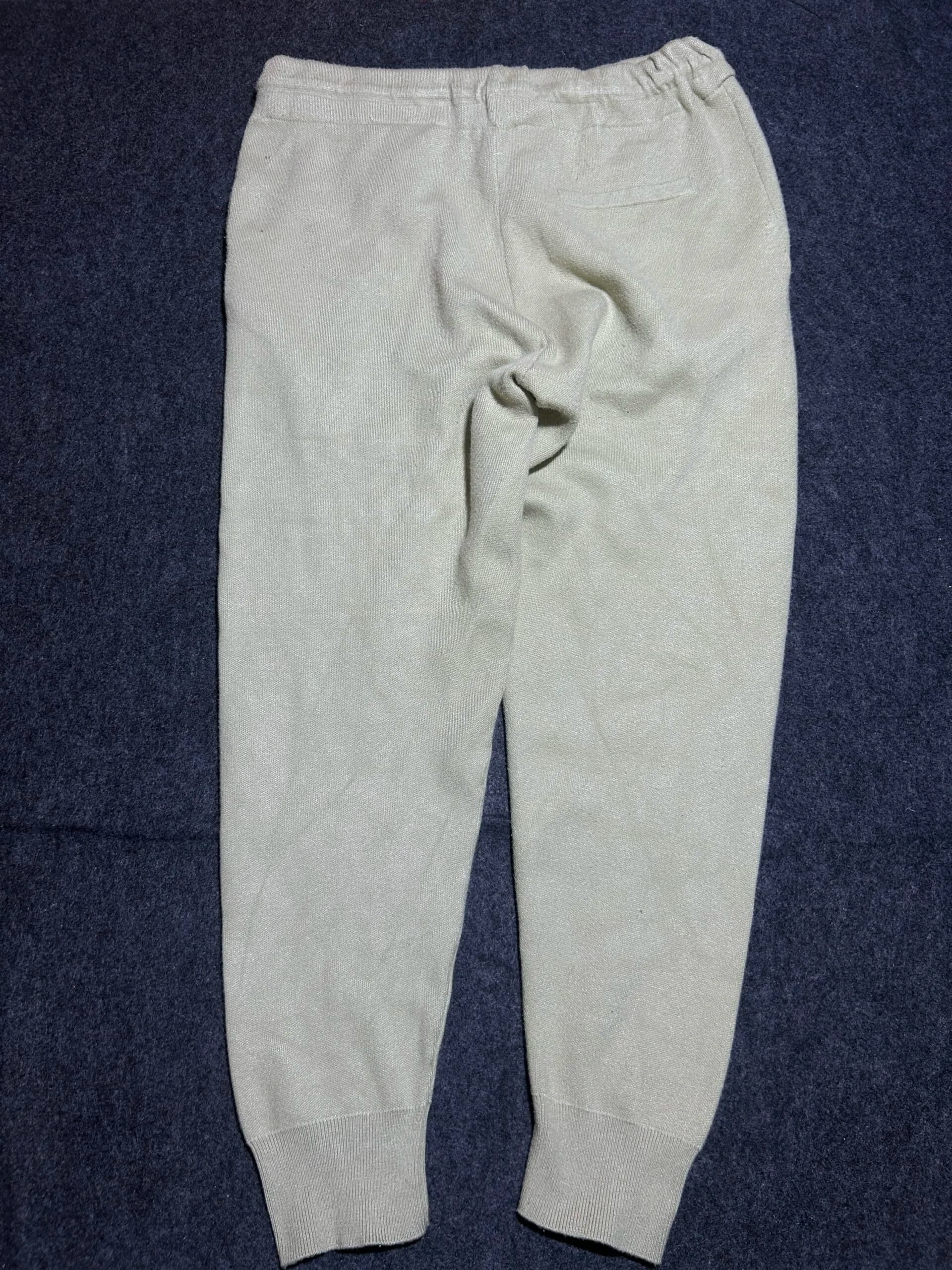 Zara thrift joggers India back view
