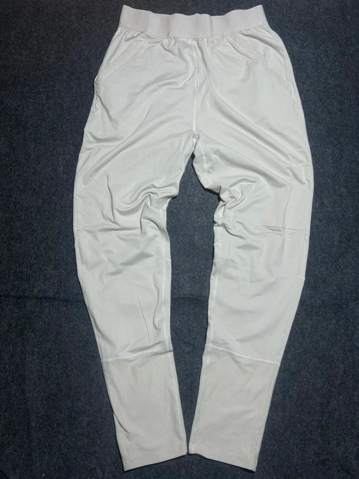 Gymshark Essential Training Track Pants Cream Beige | Stretch Fit Athleisure | 28-30 | unisex