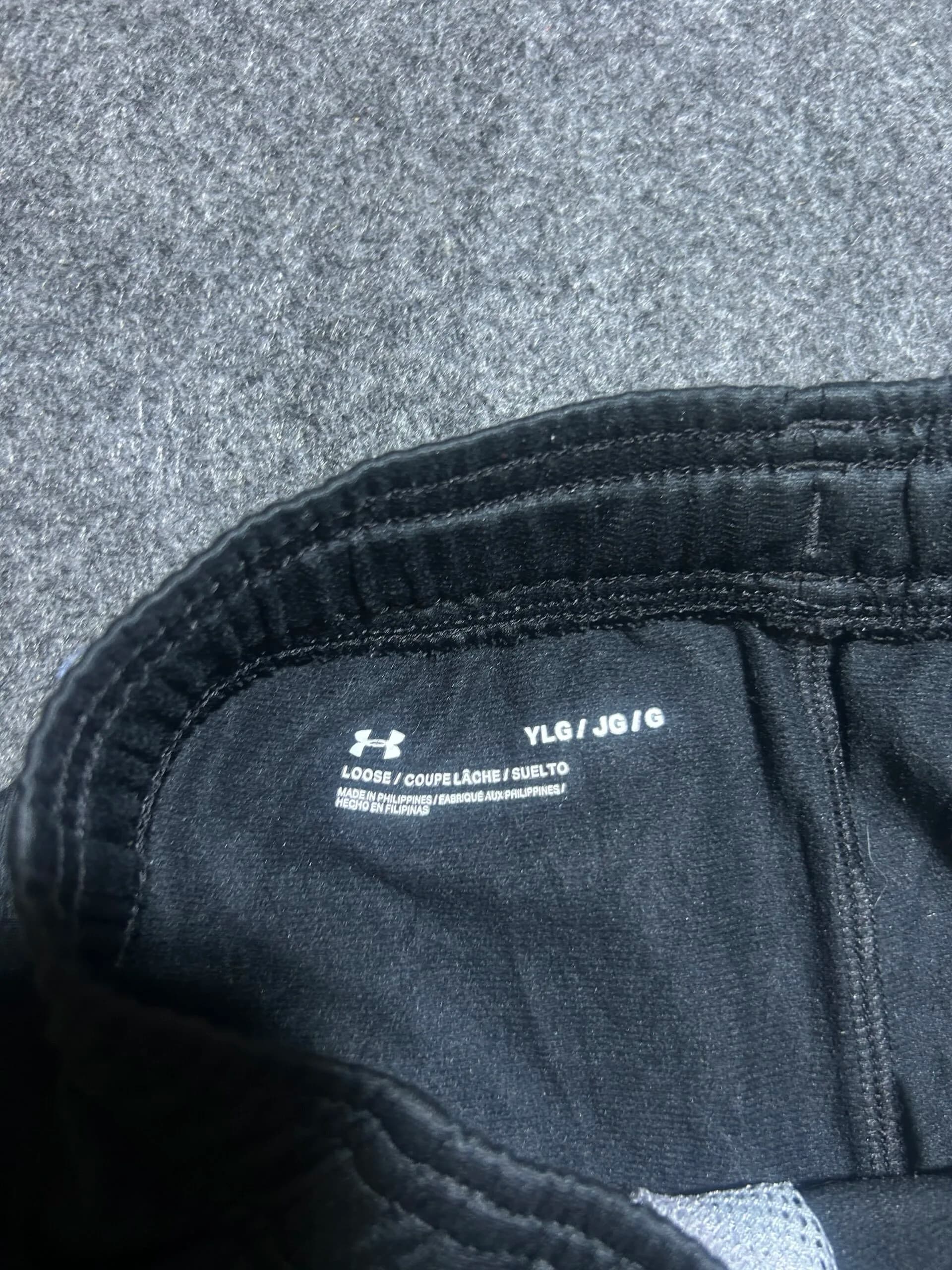 Under Armour thrift track pants India close-up