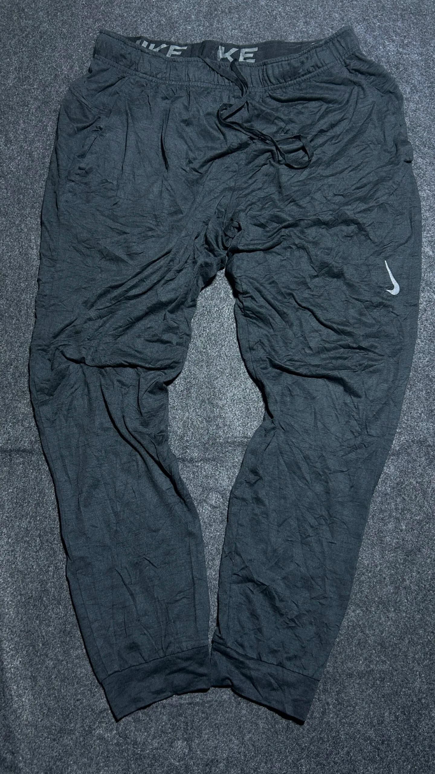 Nike Dri-FIT thrift track pants India