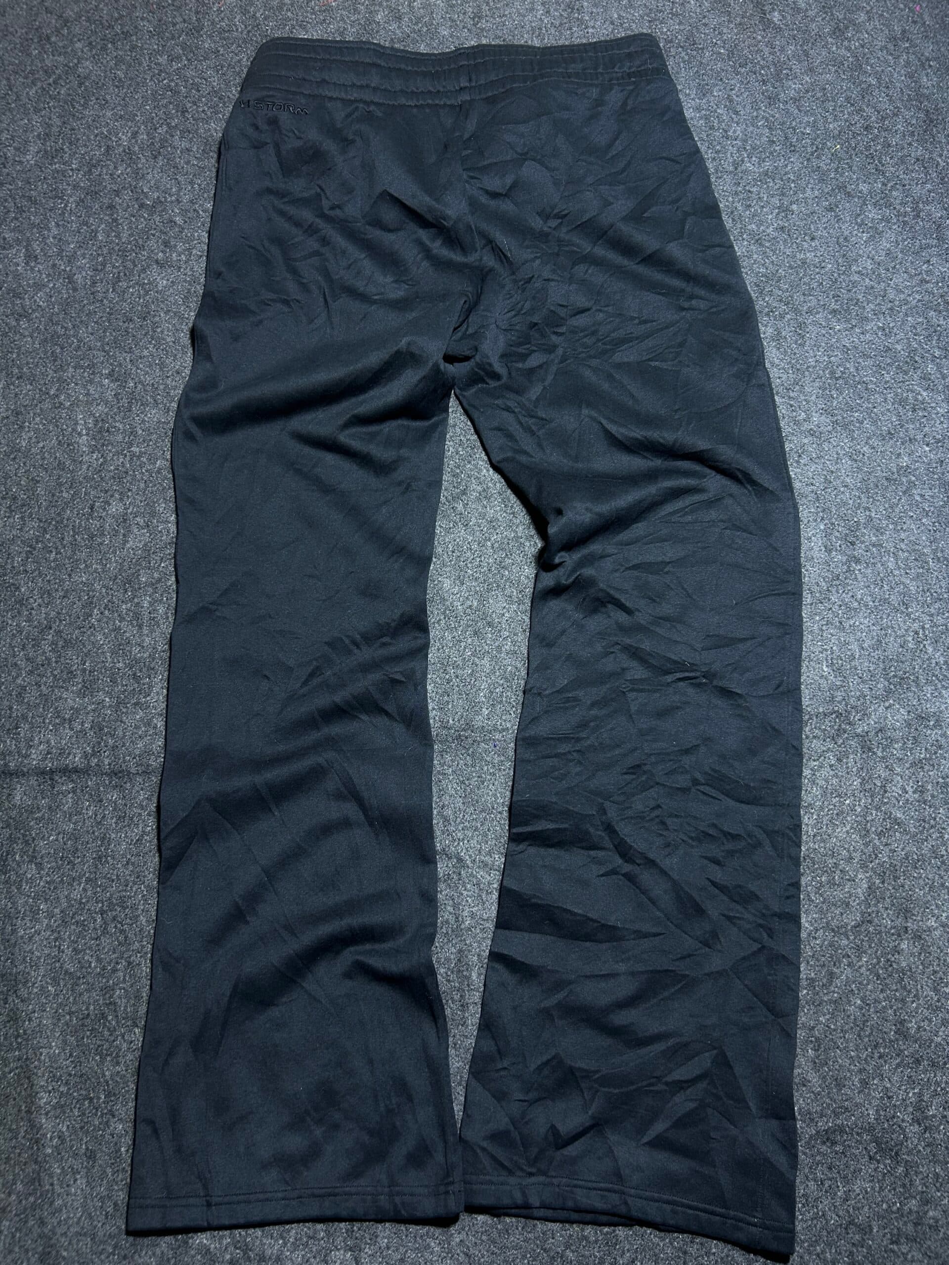 Under Armour thrift fleece jacket India detail view