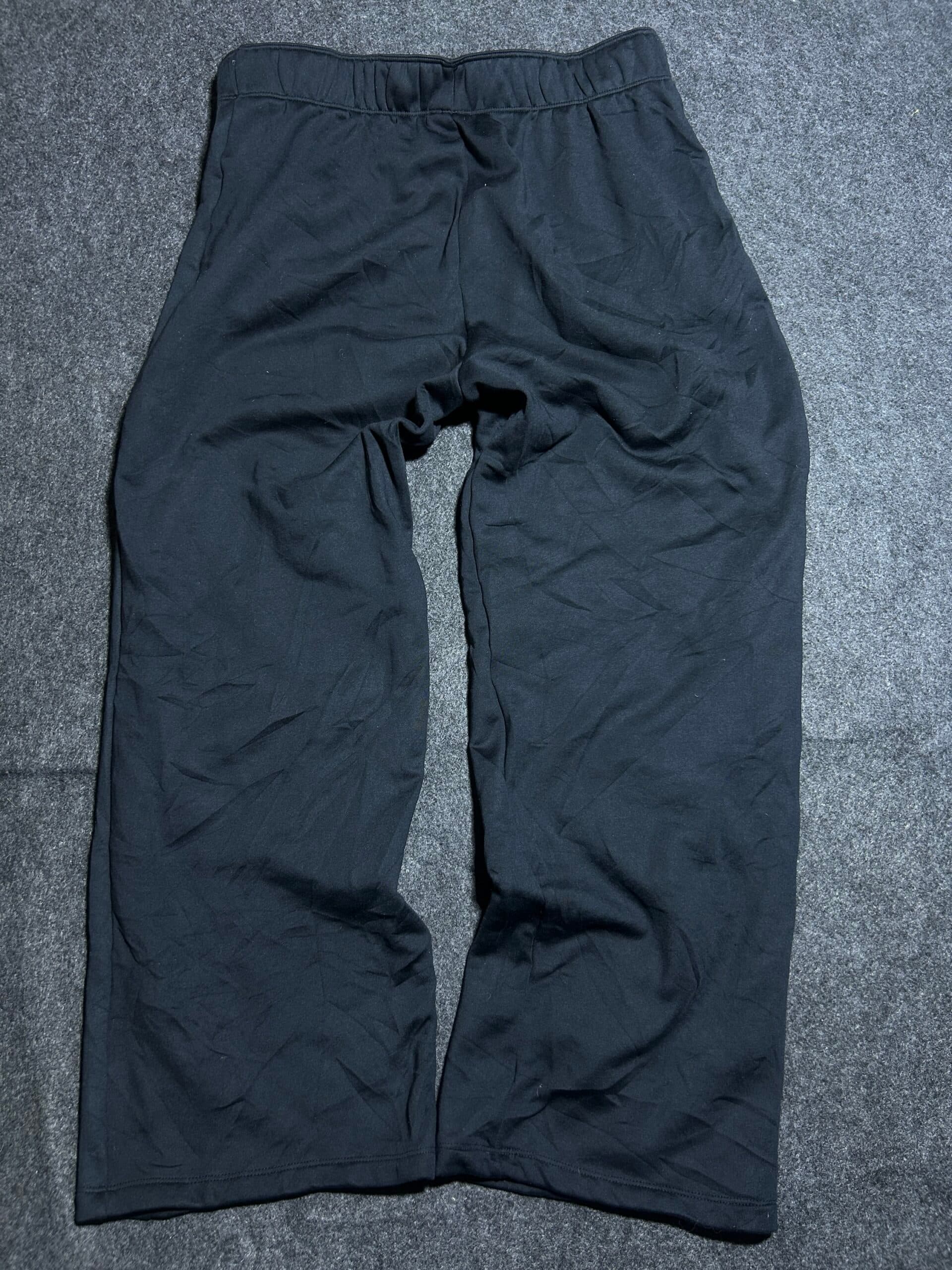 Nike thrift track pants India detail view